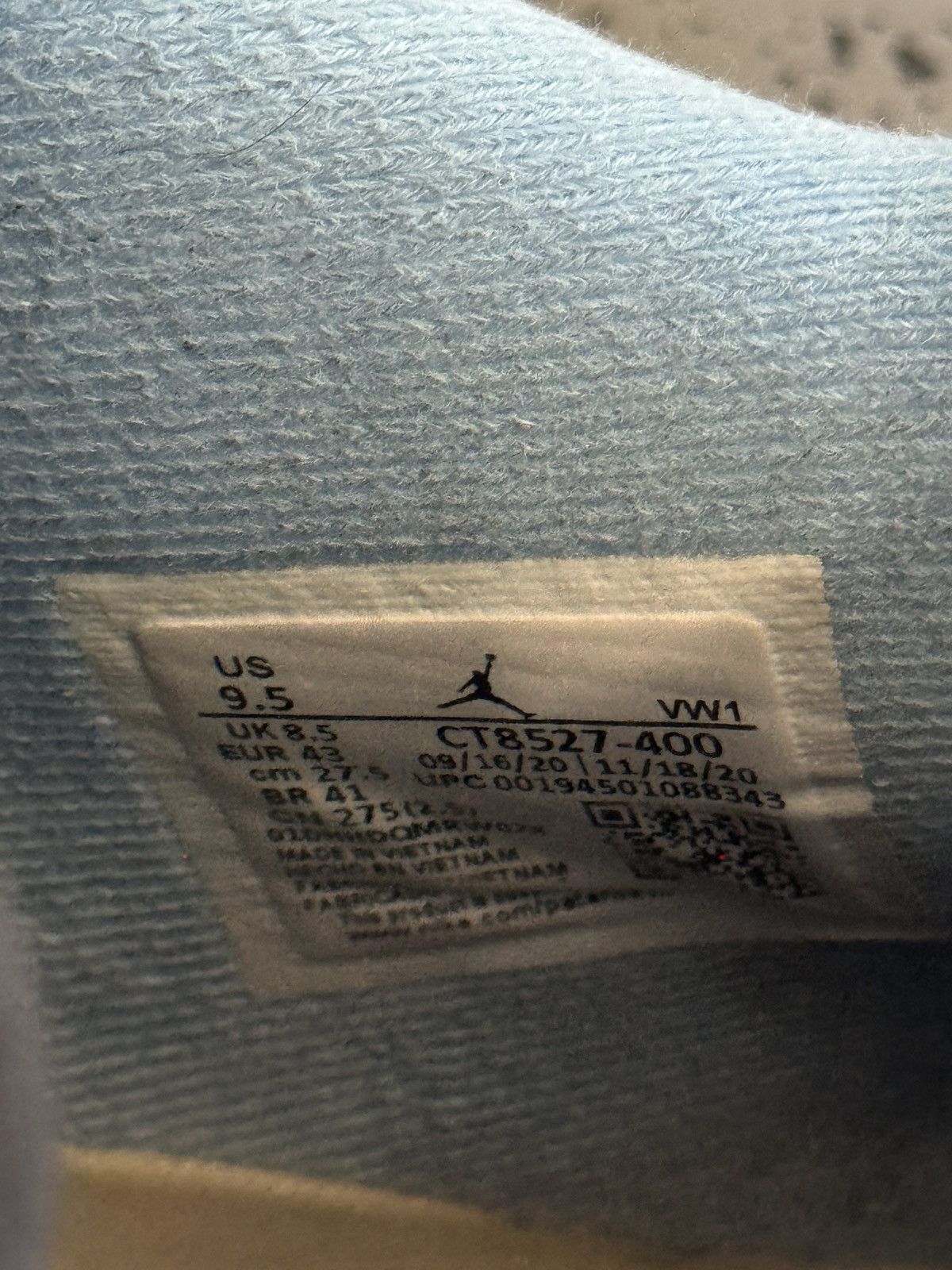 Nike Jordan 4 UNC Size US 9.5 / EU 42-43 - 5 Thumbnail