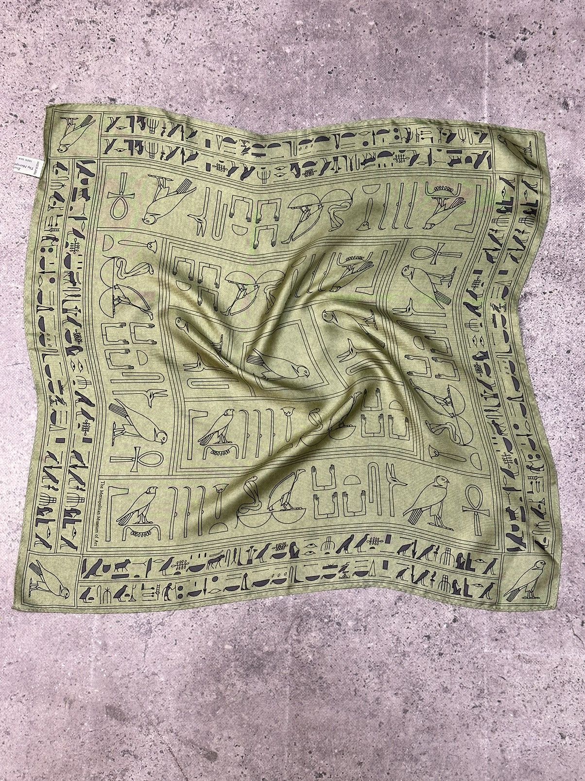 Other Made Japan Egyptian print silk scarf vintage museum piece Size ONE SIZE - 2 Thumbnail