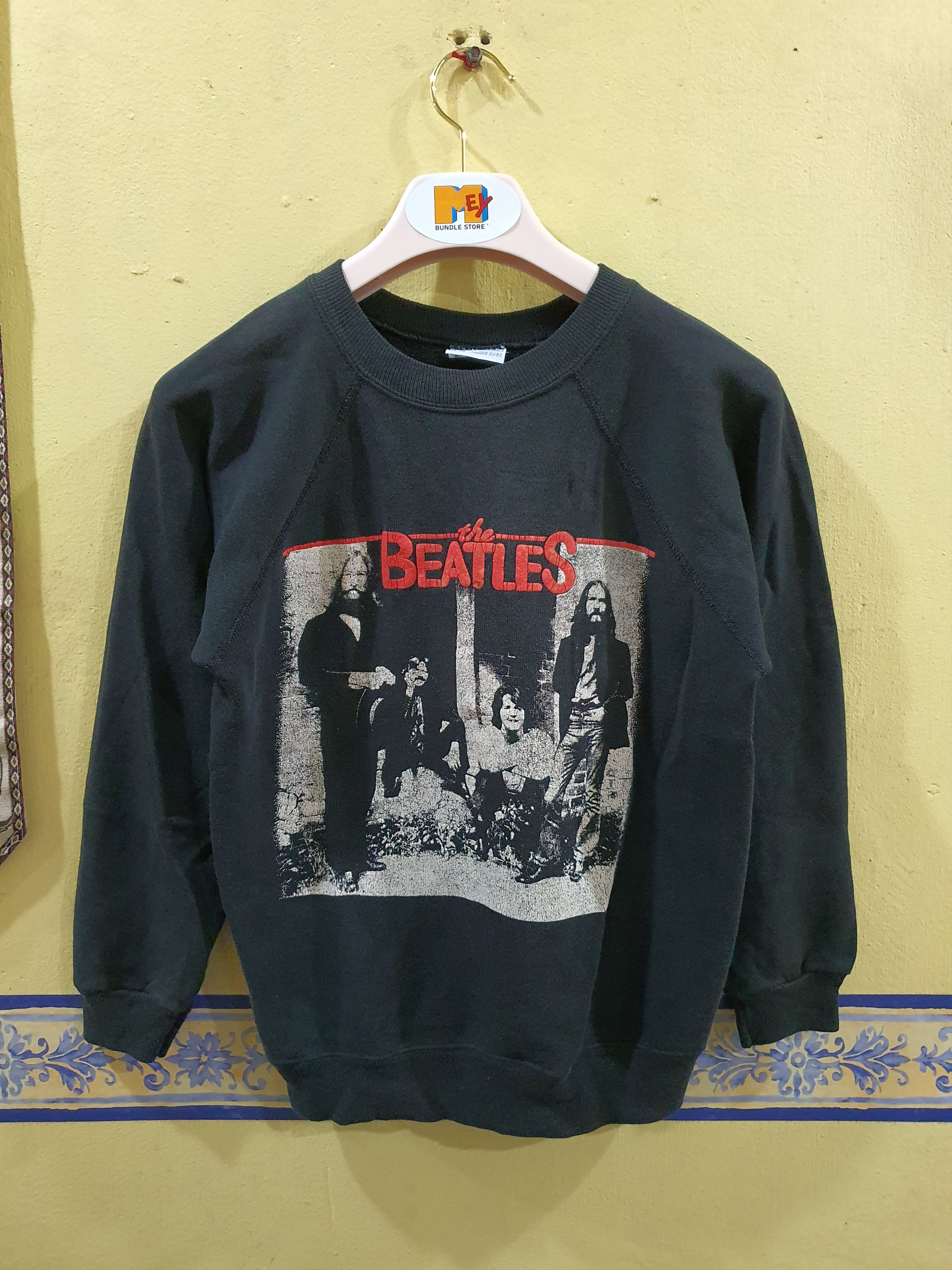 Hanes vintage 80s The Beatles crewneck sweatshirt Size US S / EU 44-46 / 1 - 1 Thumbnail