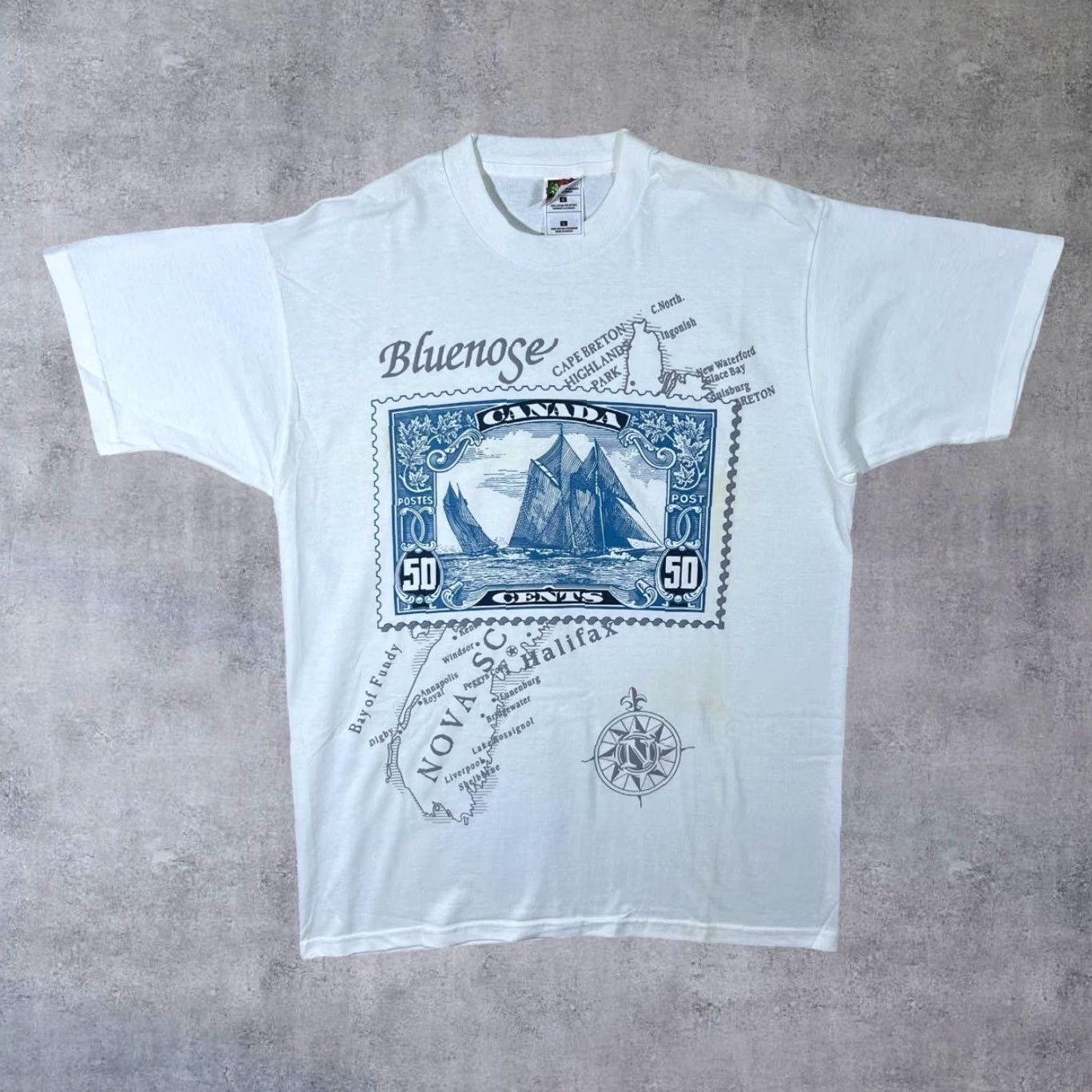 Fruit Of The Loom VINTAGE Canada Stamp Map Graphic White Cotton T-Shirt Large Mens Fruit of the Loom Size US L / EU 52-54 / 3 - 2 Thumbnail