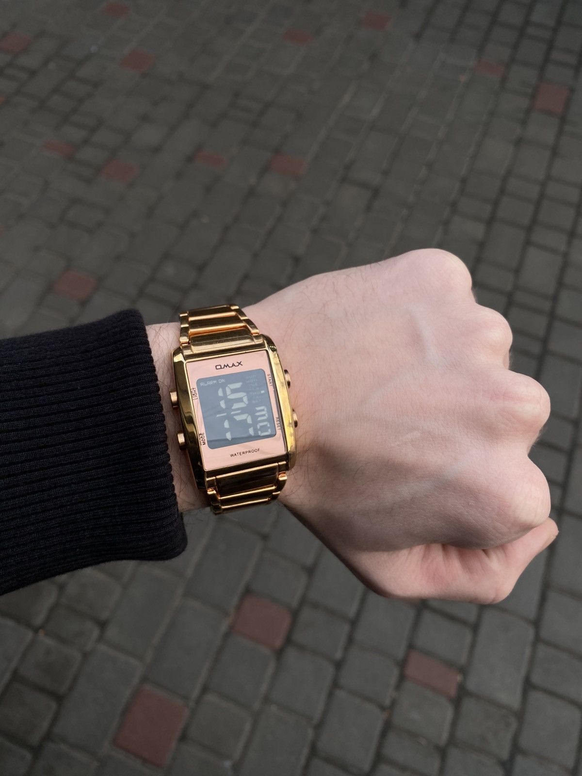 Japanese Brand VINTAGE OMAX Digital Gold Tone D0002 Retro Y2K 90s Size ONE SIZE - 1 Thumbnail