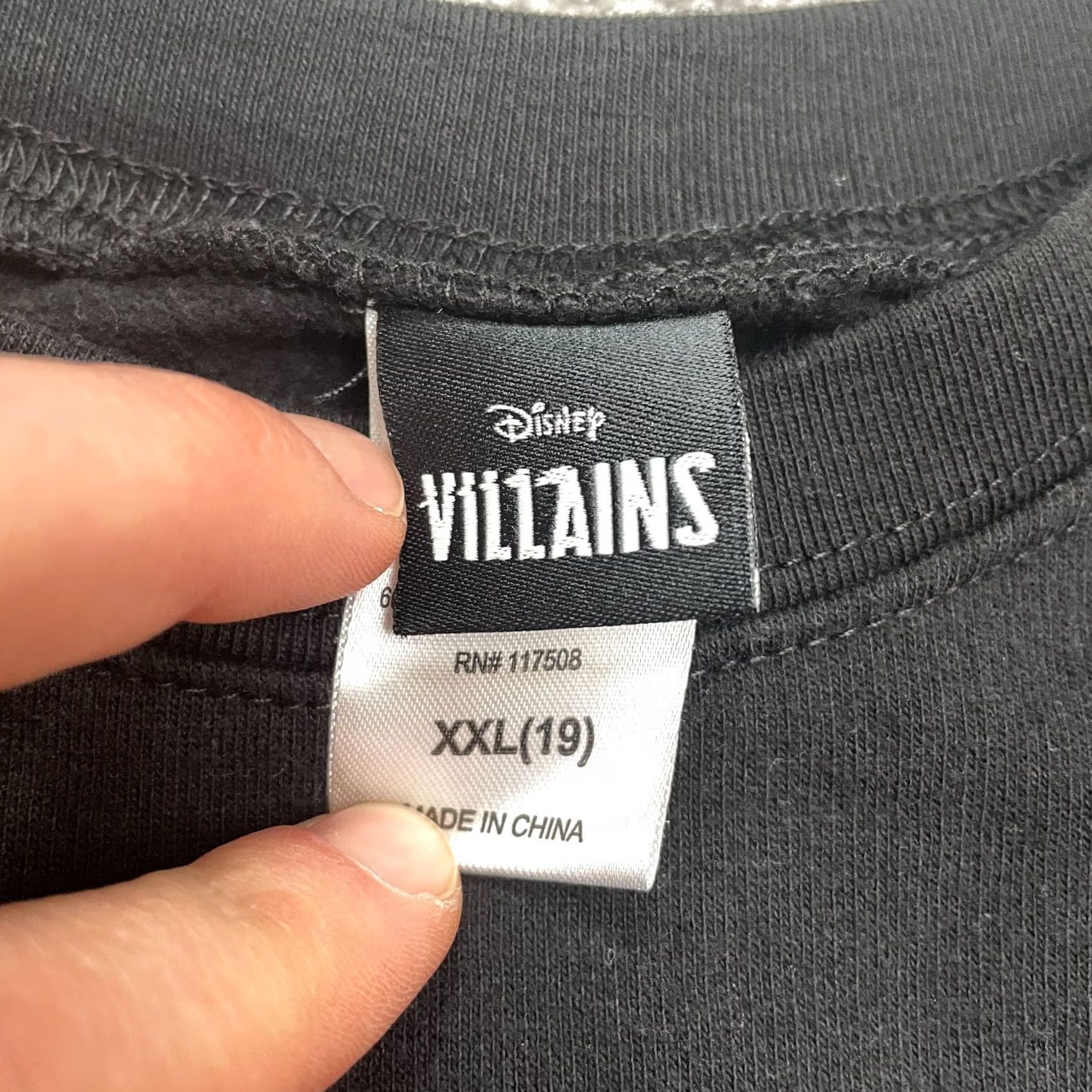 Disney Disney Villains Graphic Sweatshirt Women XXL Black Crew Neck Pullover NWT Size XXL / US 16-18 / IT 52-54 - 5 Thumbnail
