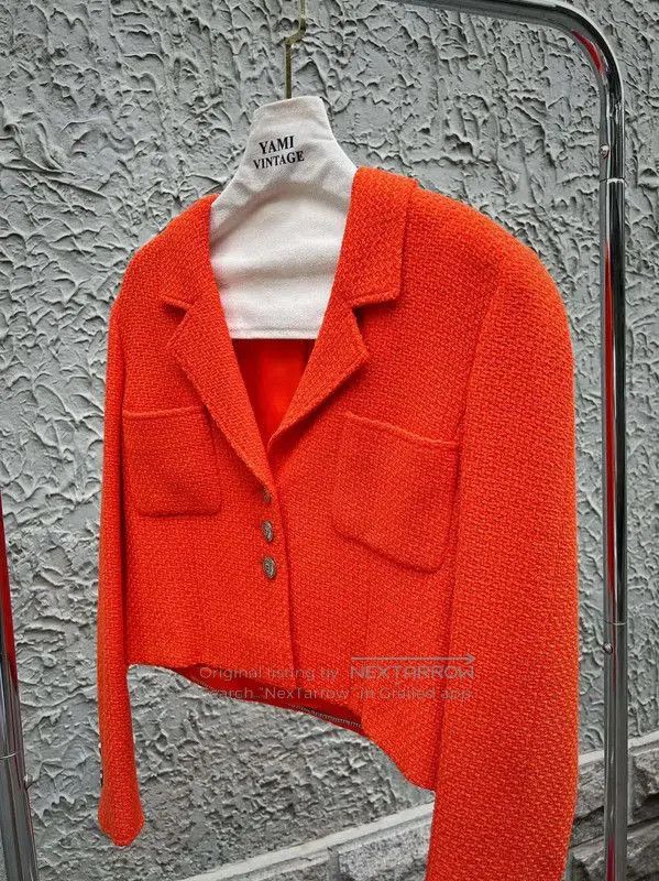 Chanel Chanel Orange Wool Tweed Women's Jacket . Size M / US 6-8 / IT 42-44 - 1 Thumbnail