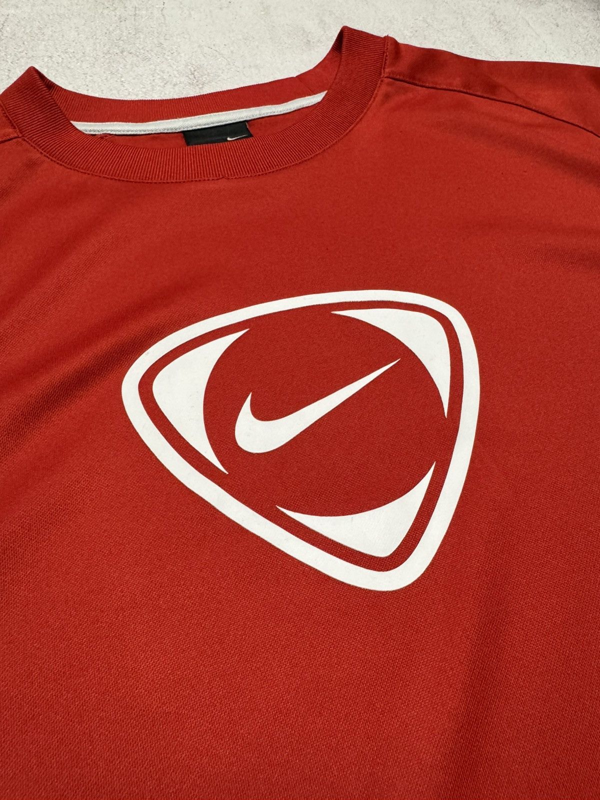 Nike × Vintage Vintage Nike T Shirt Tee ACG Baggy Basketball Y2K 90s Size US L / EU 52-54 / 3 - 3 Thumbnail