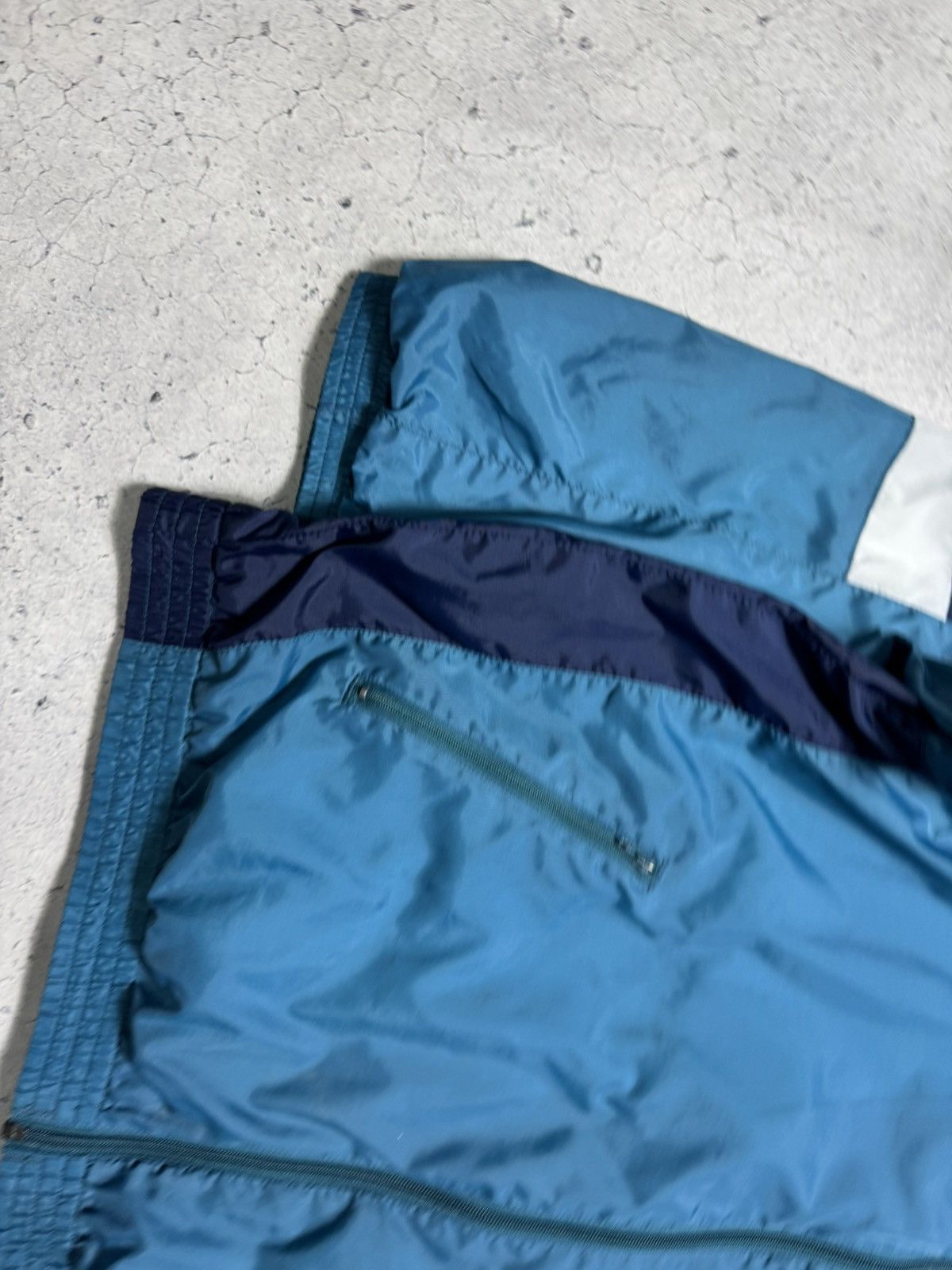 Reebok Reebok Vintage 90’s Nylon Track Suit Jacket And Pants Size US L / EU 52-54 / 3 - 3 Thumbnail