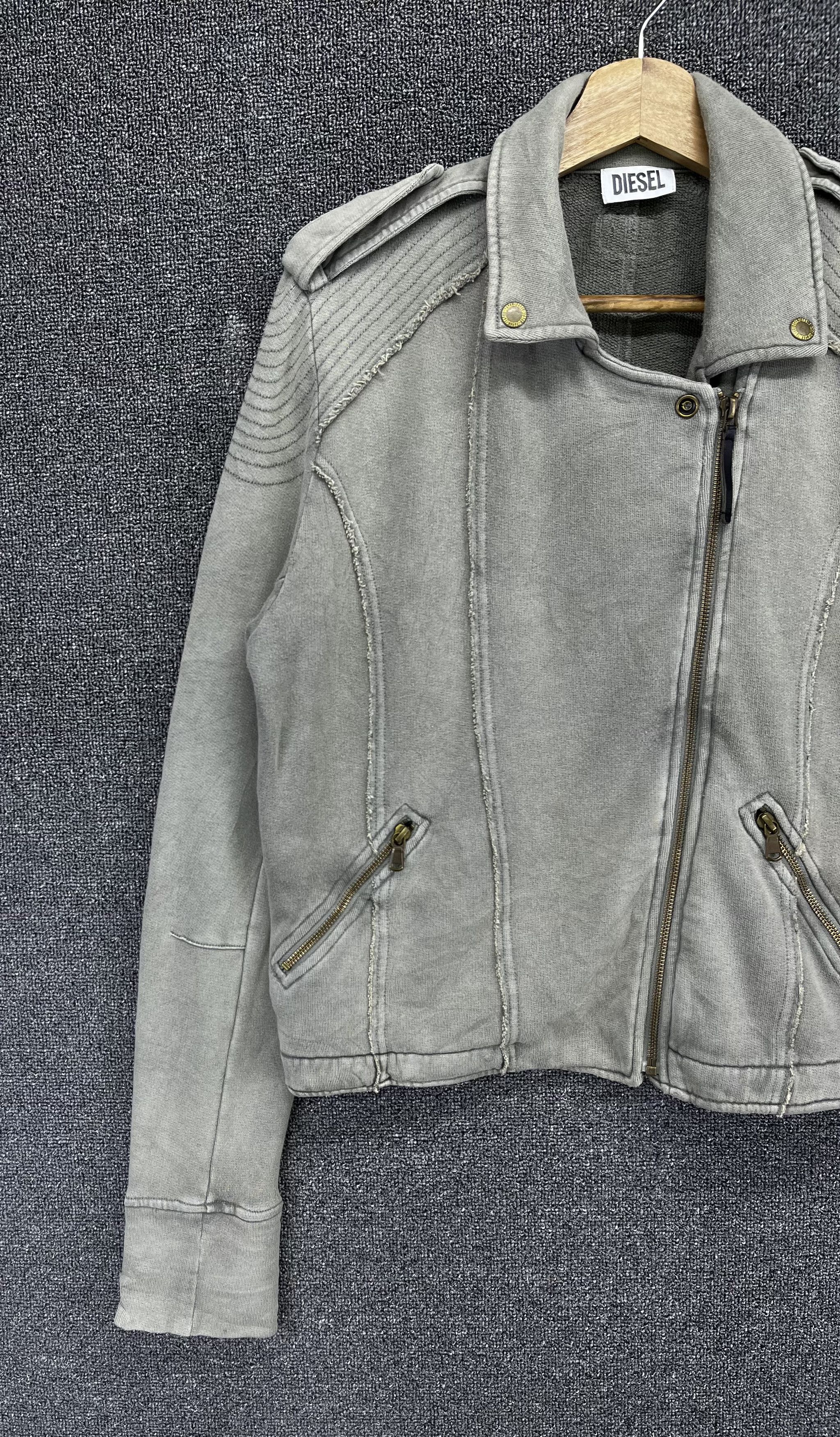 Diesel Vintage Diesel Rare Design Motorcycle Jacket Size XL / US 12-14 / IT 48-50 - 4 Thumbnail