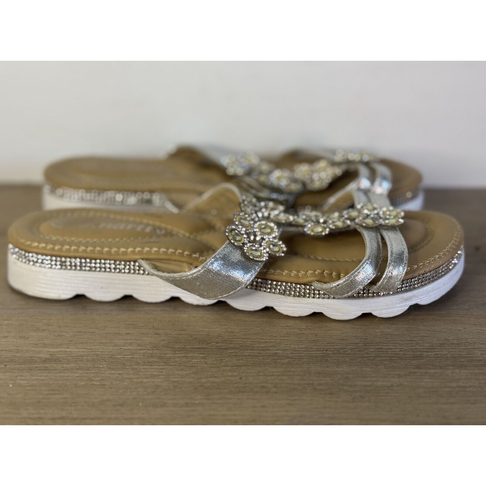 Other Smarty Women’s Rhinestone Silver Floral Sandals - Size 6 Size US 6 / IT 36 - 1 Thumbnail