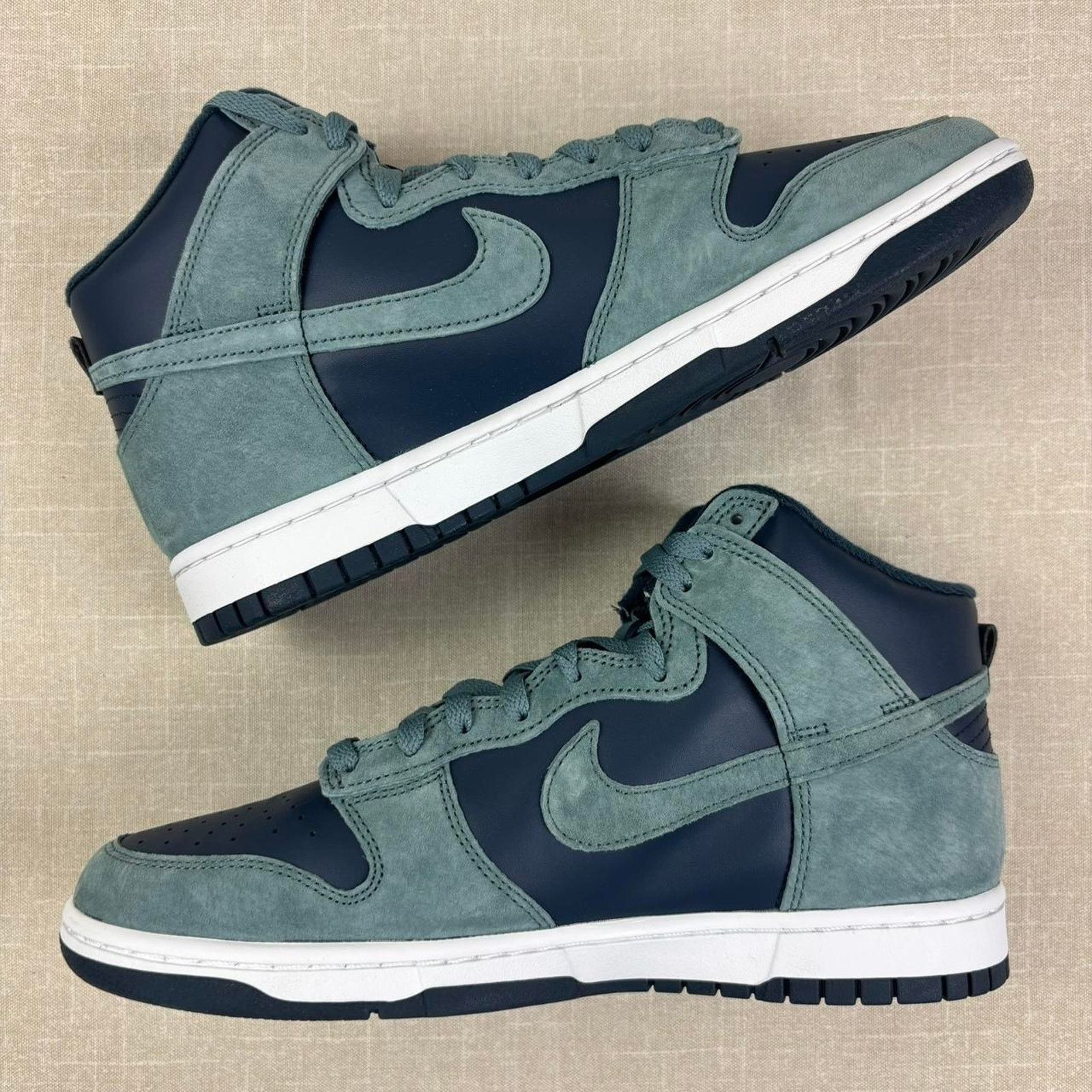 🧵 2022 Nike Dunk High Retro Premium “Armory Navy” 10M
