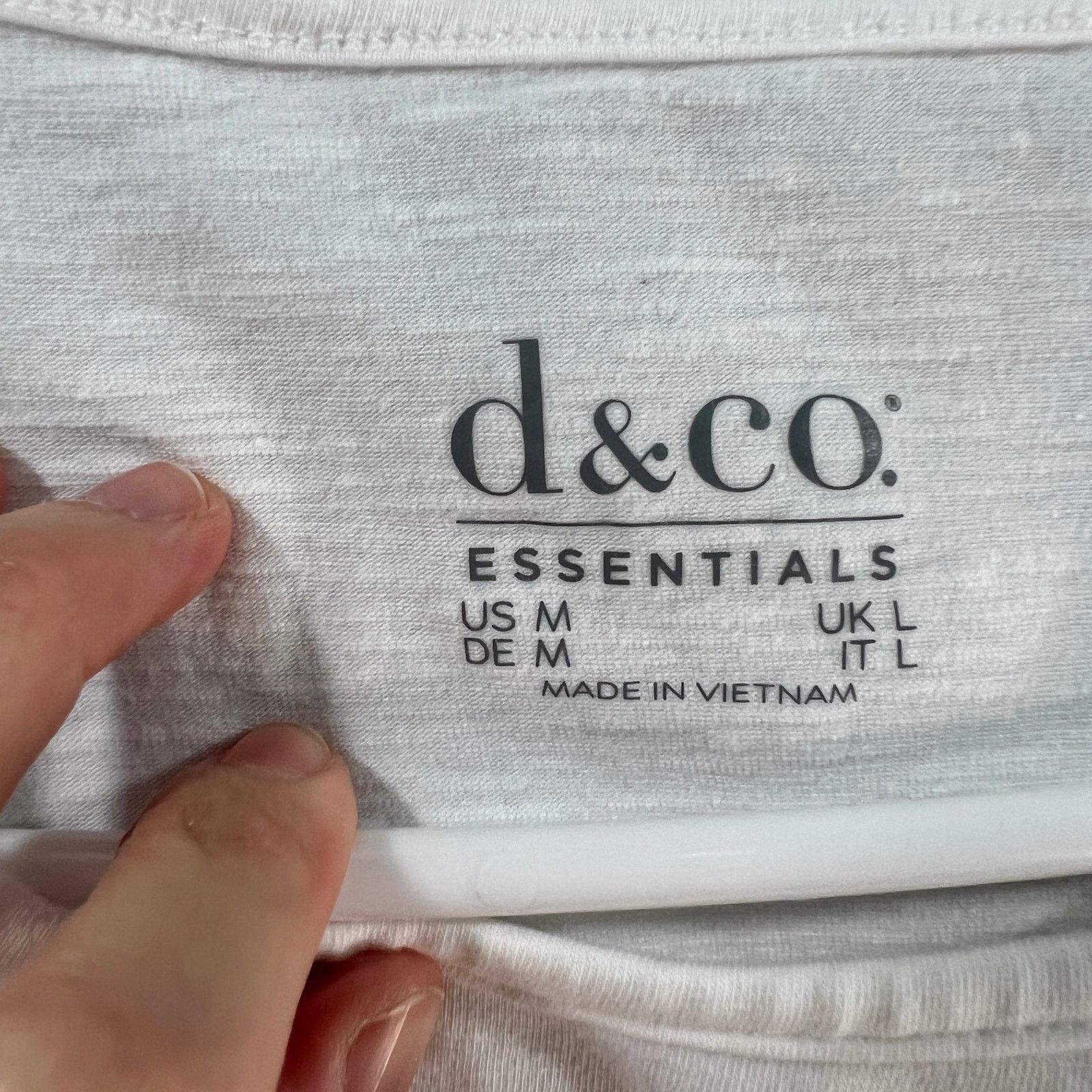 Denim & Co. Denim & Co. Essentials Textured Knit Round Neck Size M / US 6-8 / IT 42-44 - 2 Thumbnail
