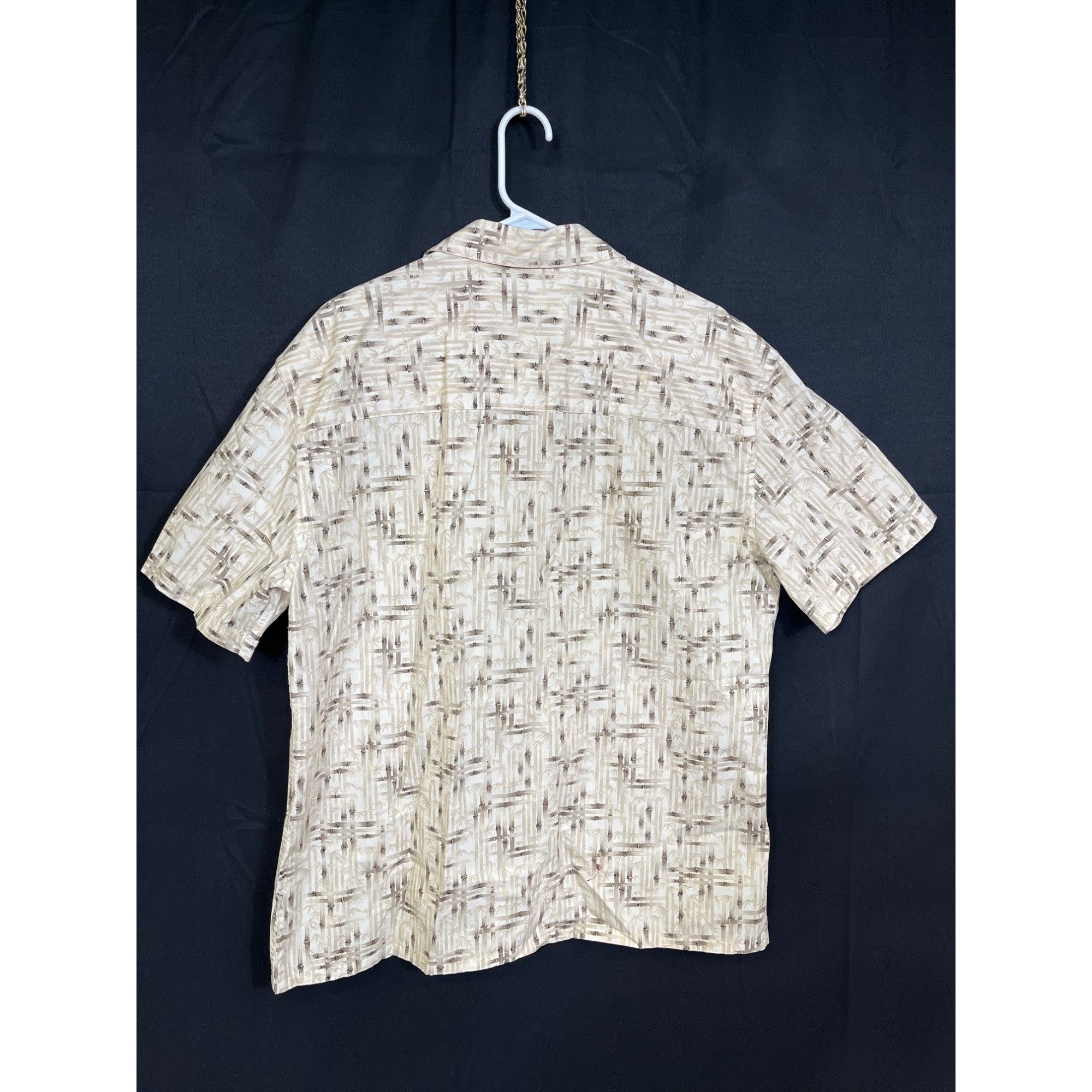 Island Shores Island Shores SKU 7732 Mens Bamboo Print Short Sleeve Button Size US L / EU 52-54 / 3 - 2 Thumbnail