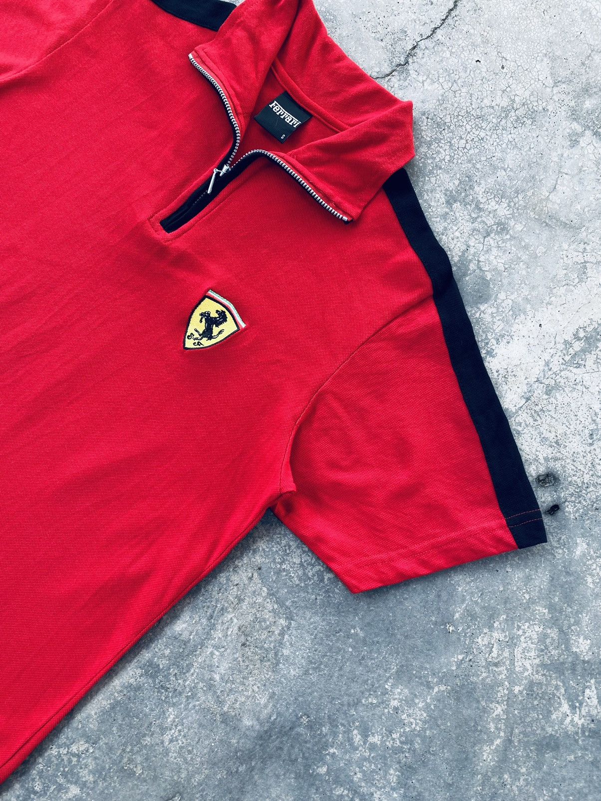 Ferrari Vintage Y2k Ferrari Half Zipper Rare Tees Size US S / EU 44-46 / 1 - 5 Thumbnail