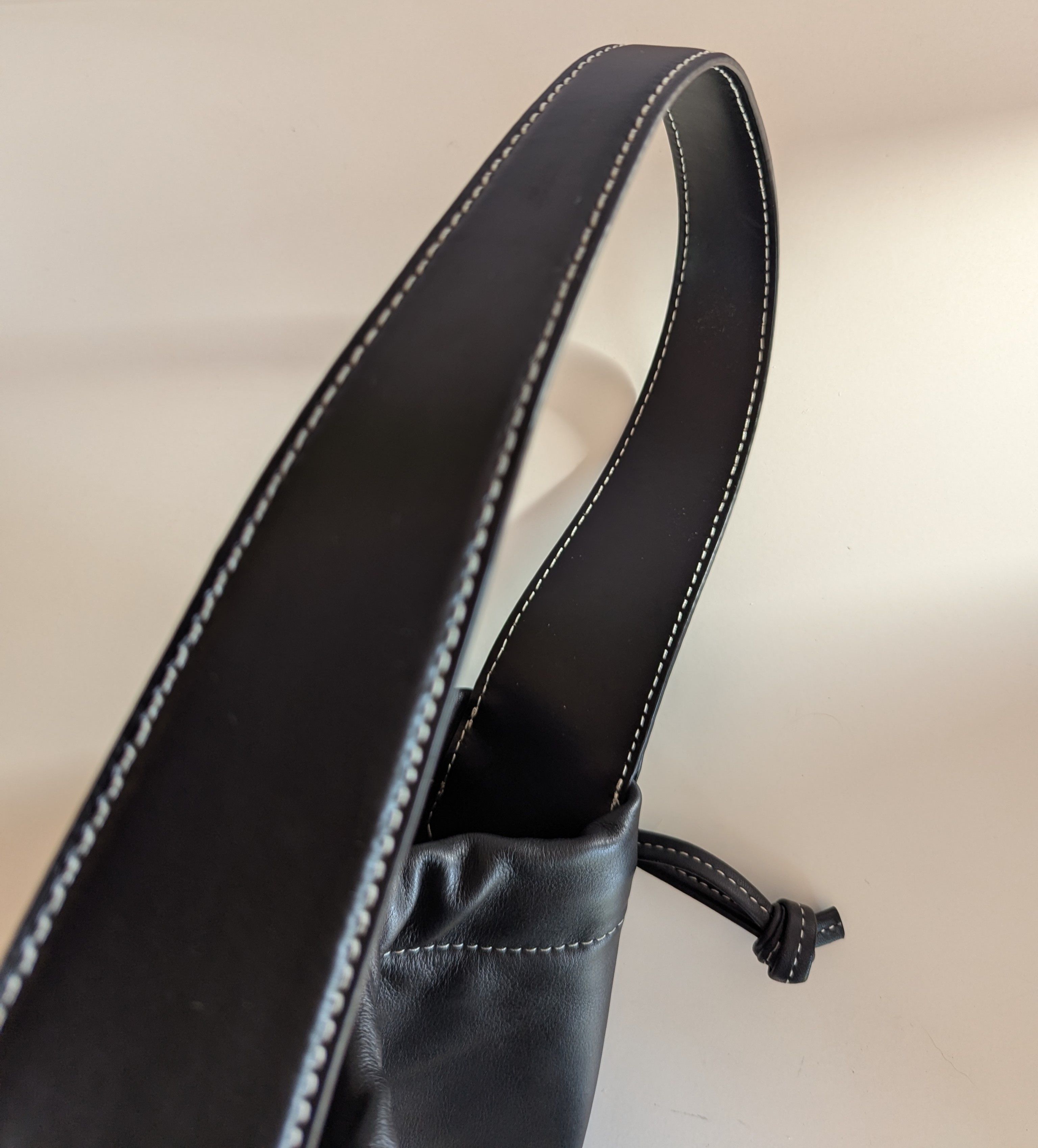 Staud STAUD Cinch Leather Bucket Bag in Black LIKE NEW Size ONE SIZE - 8 Thumbnail
