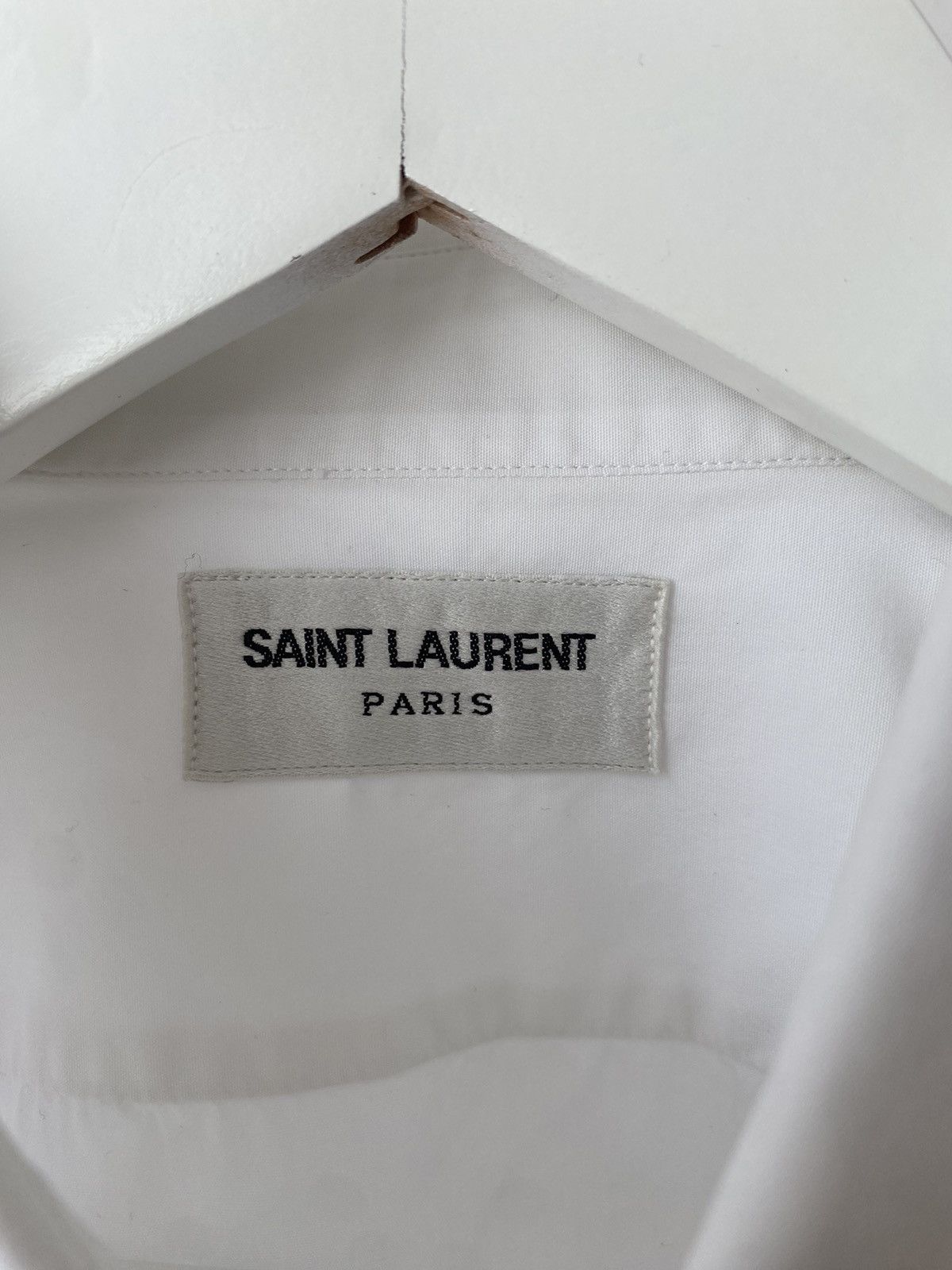 Saint Laurent Paris Saint Laurent Paris white button up basic shirt Size US M / EU 48-50 / 2 - 4 Thumbnail
