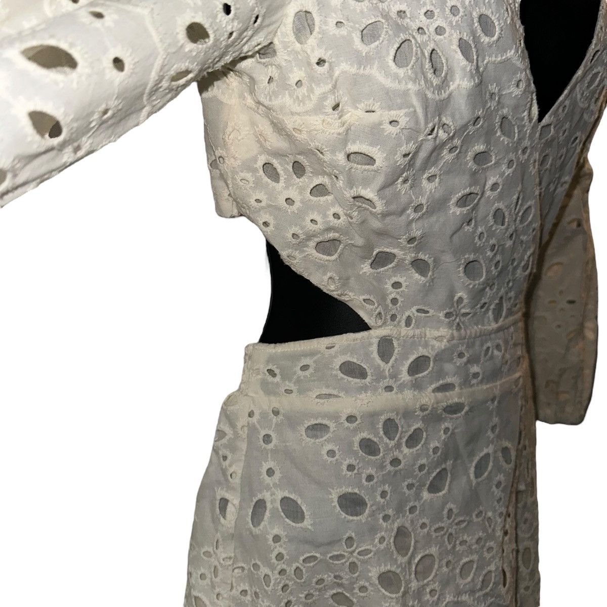 Express Express eyelet cutout tie back mini dress Size S / US 4 / IT 40 - 5 Thumbnail