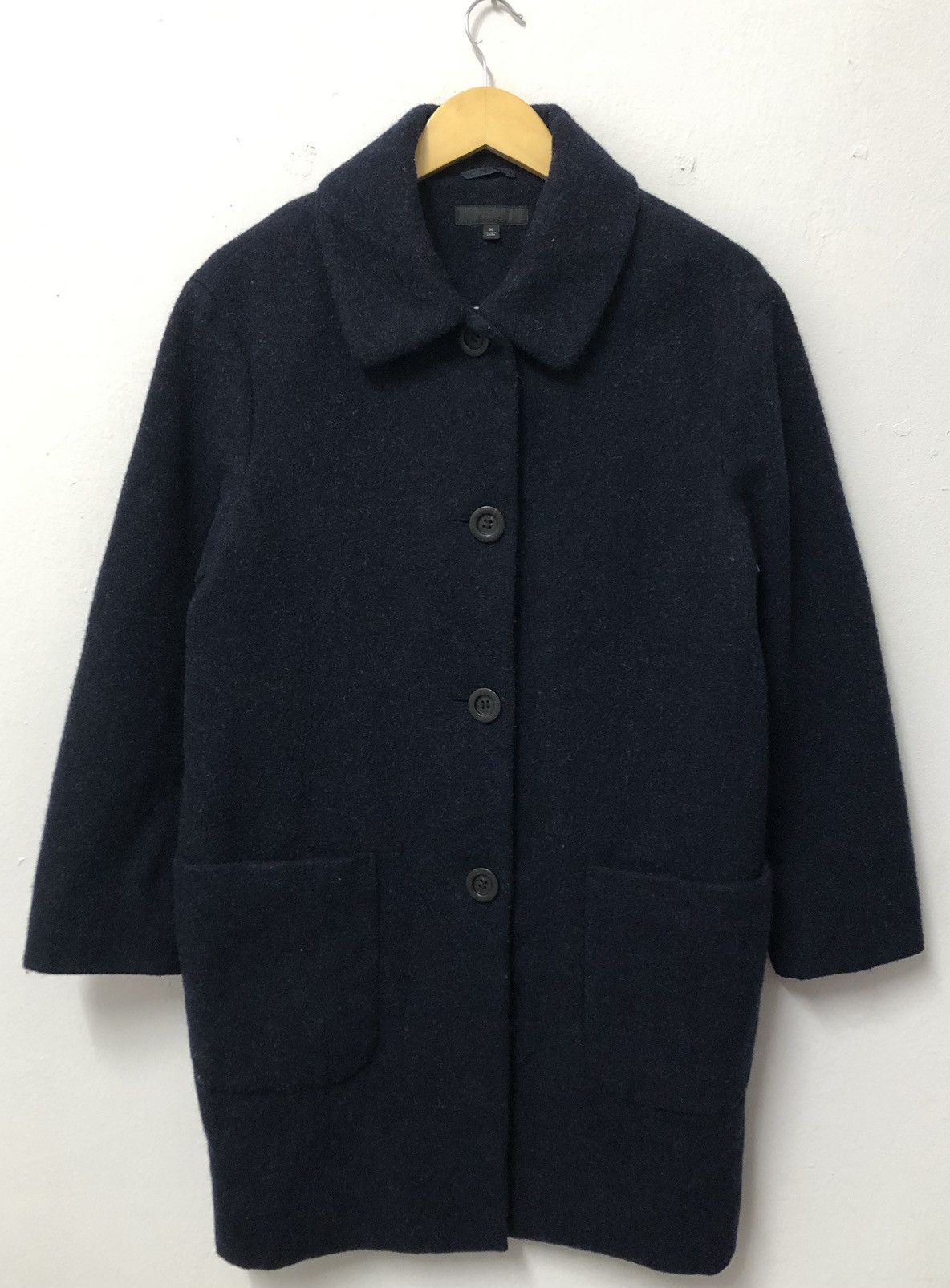 Uniqlo Uniqlo Wool Long Coat Jacket Size M / US 6-8 / IT 42-44 - 1 Thumbnail