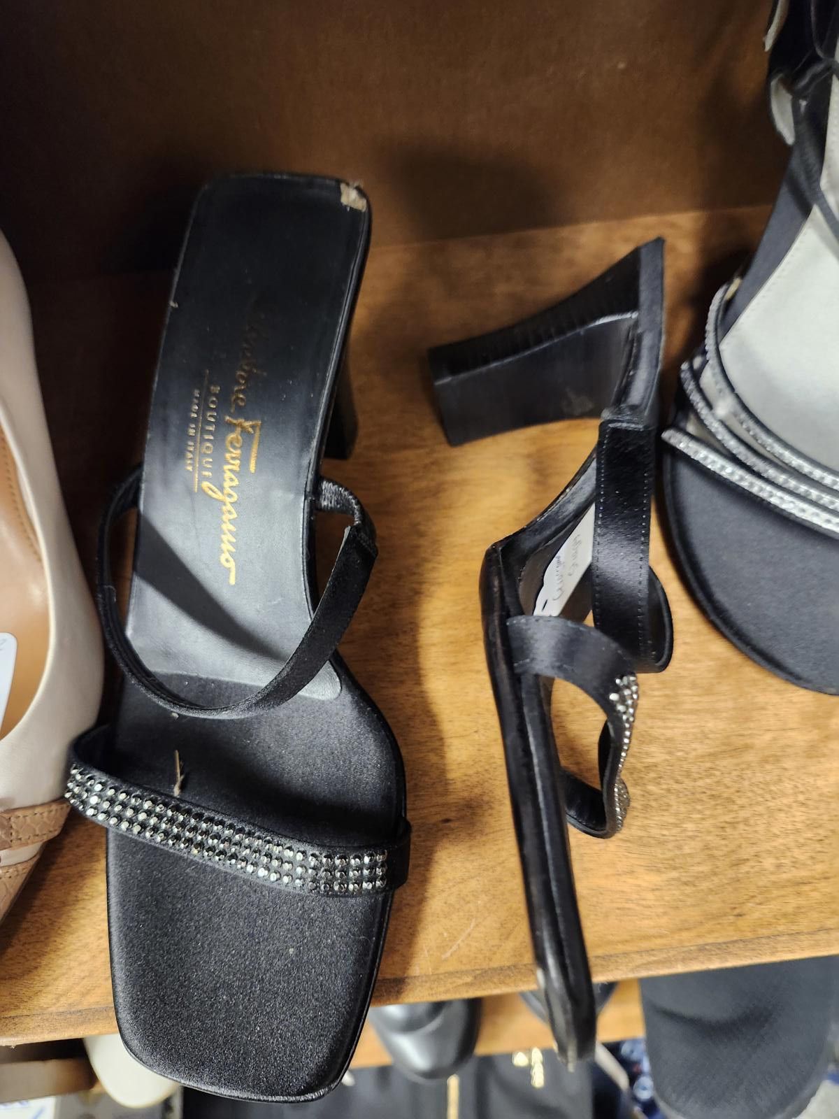 Salvatore Ferragamo Salvatore Feragamo heels Size US 9 / IT 39 - 2 Thumbnail