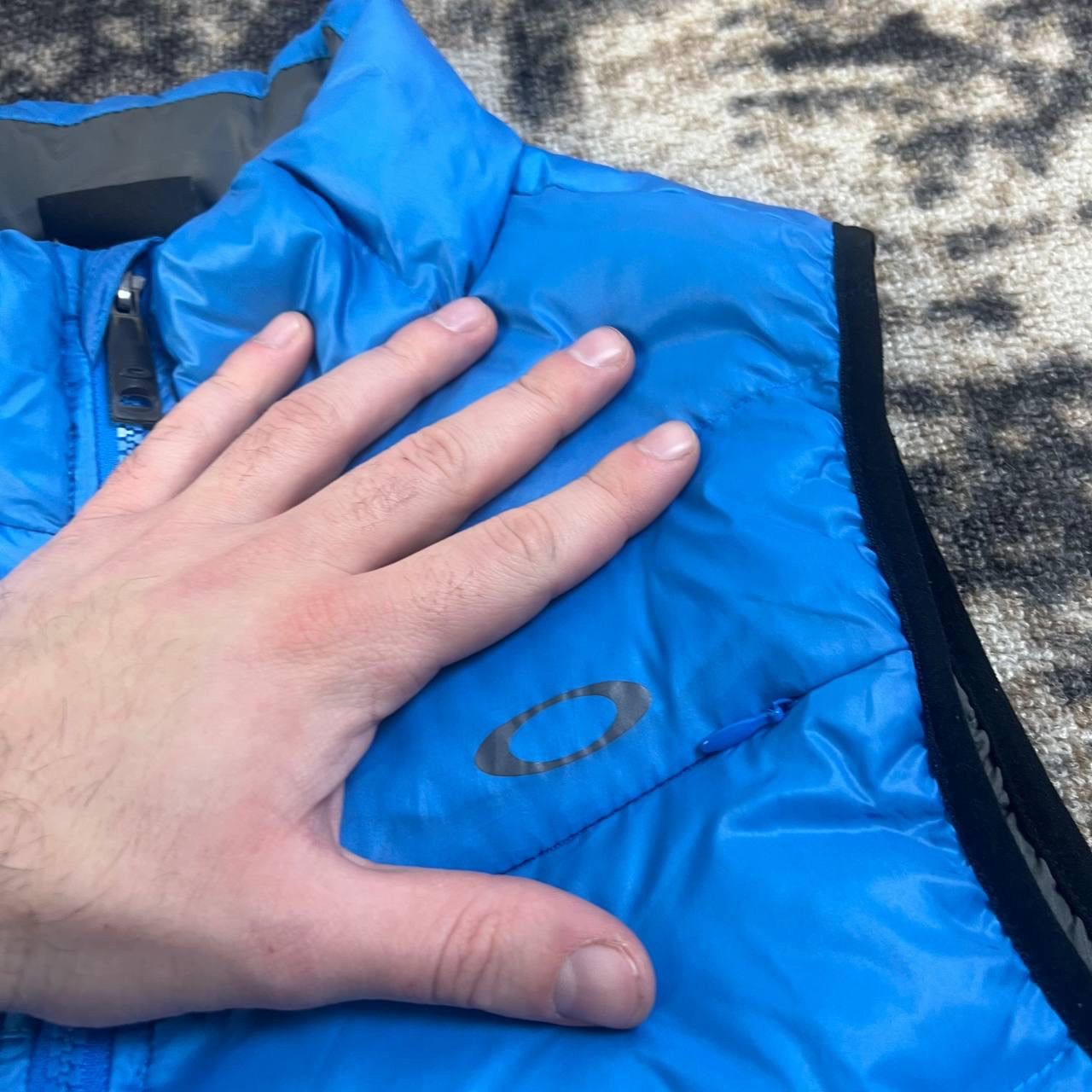 Oakley Oakley Vintage Y2K Mini Logo Puffer Down Vest Size US S / EU 44-46 / 1 - 3 Thumbnail