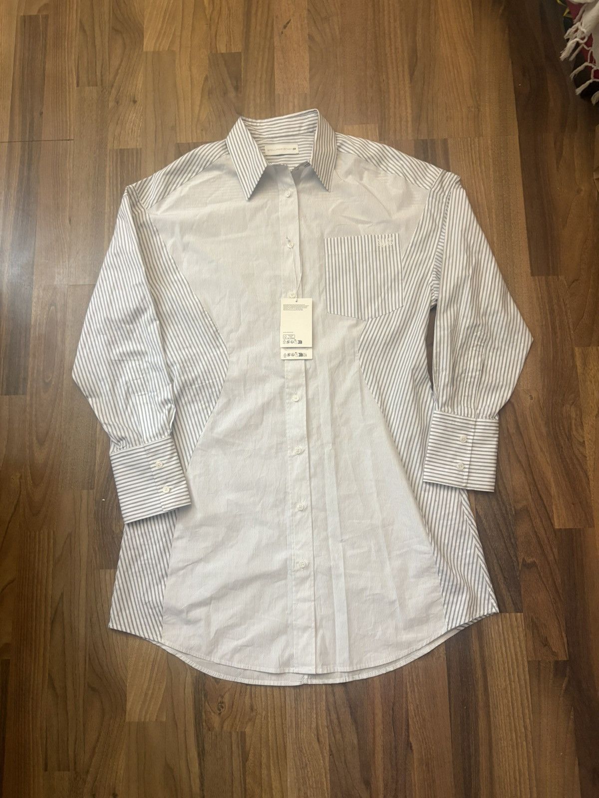 Stella McCartney Stella McCartney x H&M Oversized Striped Monogram Shirt l M Size M / US 6-8 / IT 42-44 - 1 Thumbnail