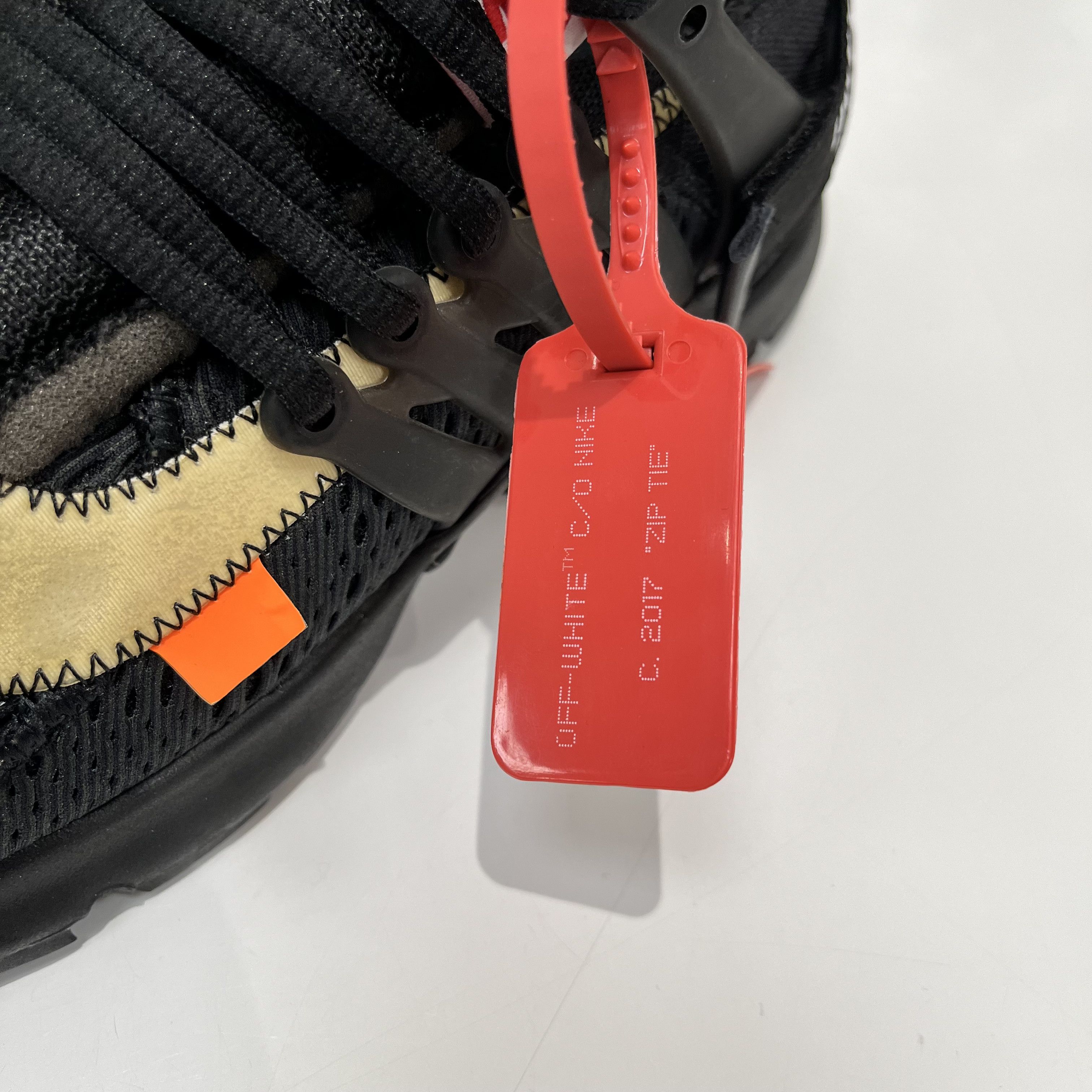 Nike × Off-White Nike Air Presto x Off-White Black (2018) Size US 10 / EU 43 - 15 Thumbnail