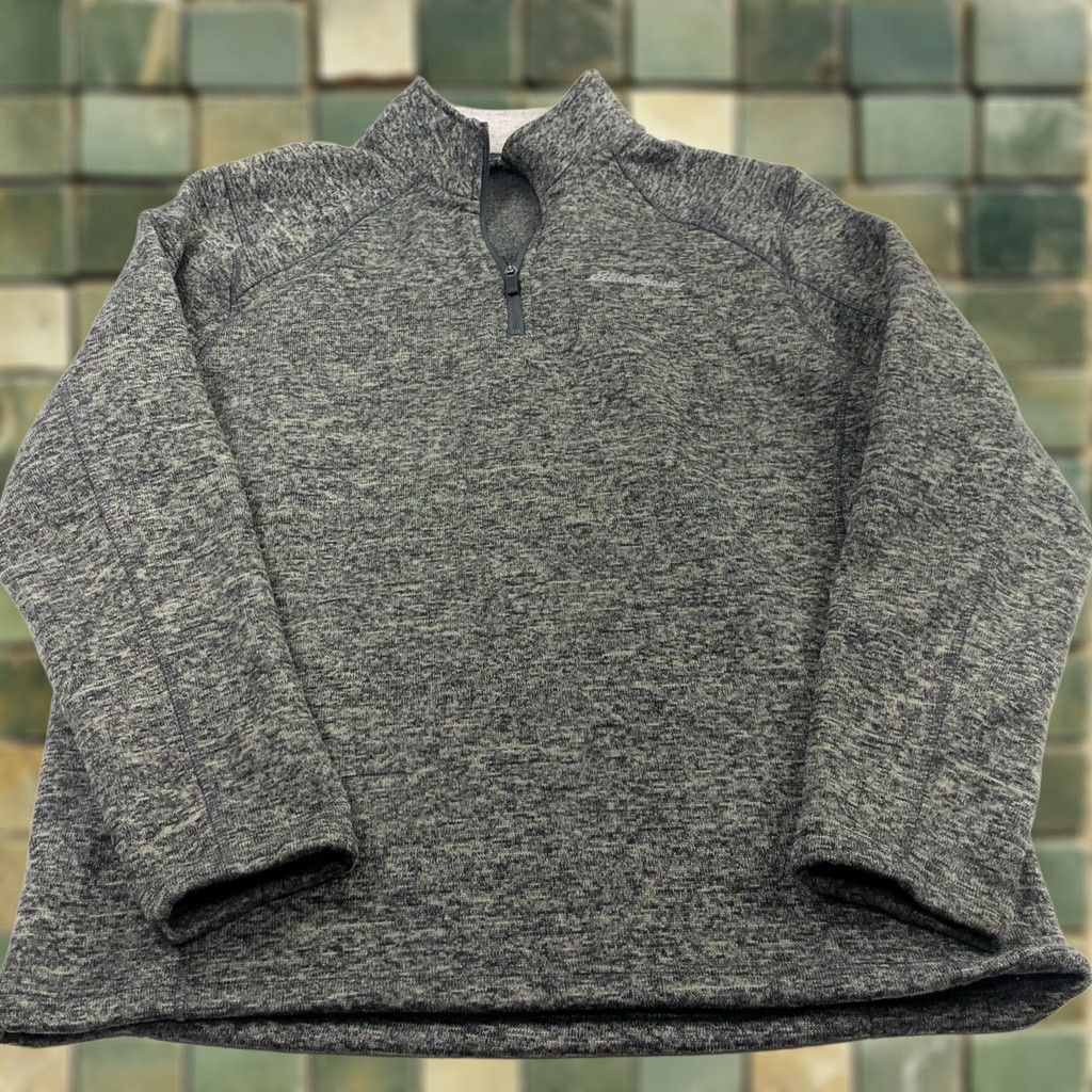Eddie Bauer Eddie Bauer Sweater V-Neck Pullover 1/4 Zip Fleece MINT Large Gray Mens Regular Knit Style/Seasonal Classic Modern Casual Workwear Size US L / EU 52-54 / 3 - 1 Thumbnail