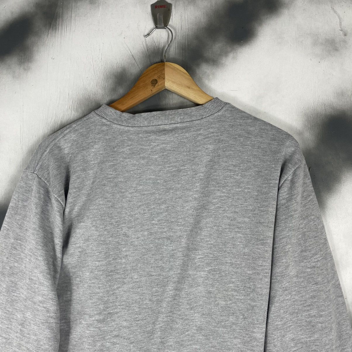 Le Coq Sportif Vintage Le Coq Sportif Small Logo Emborided Sweatshirt Size US L / EU 52-54 / 3 - 5 Thumbnail