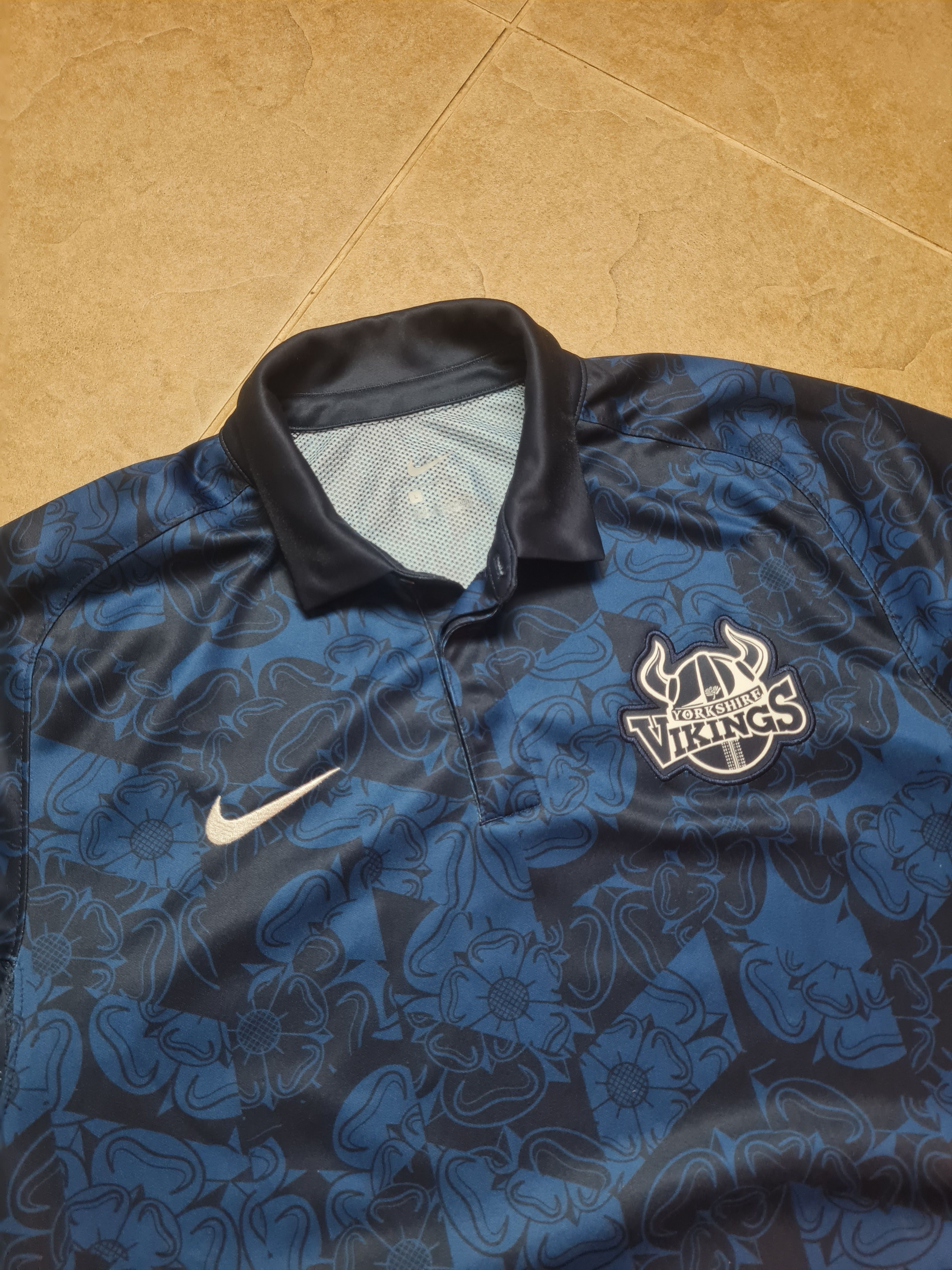 Nike Jersey Nike Cricket Dark Blue Sz L Yorkshire Vikings County Size US L / EU 52-54 / 3 - 23 Thumbnail