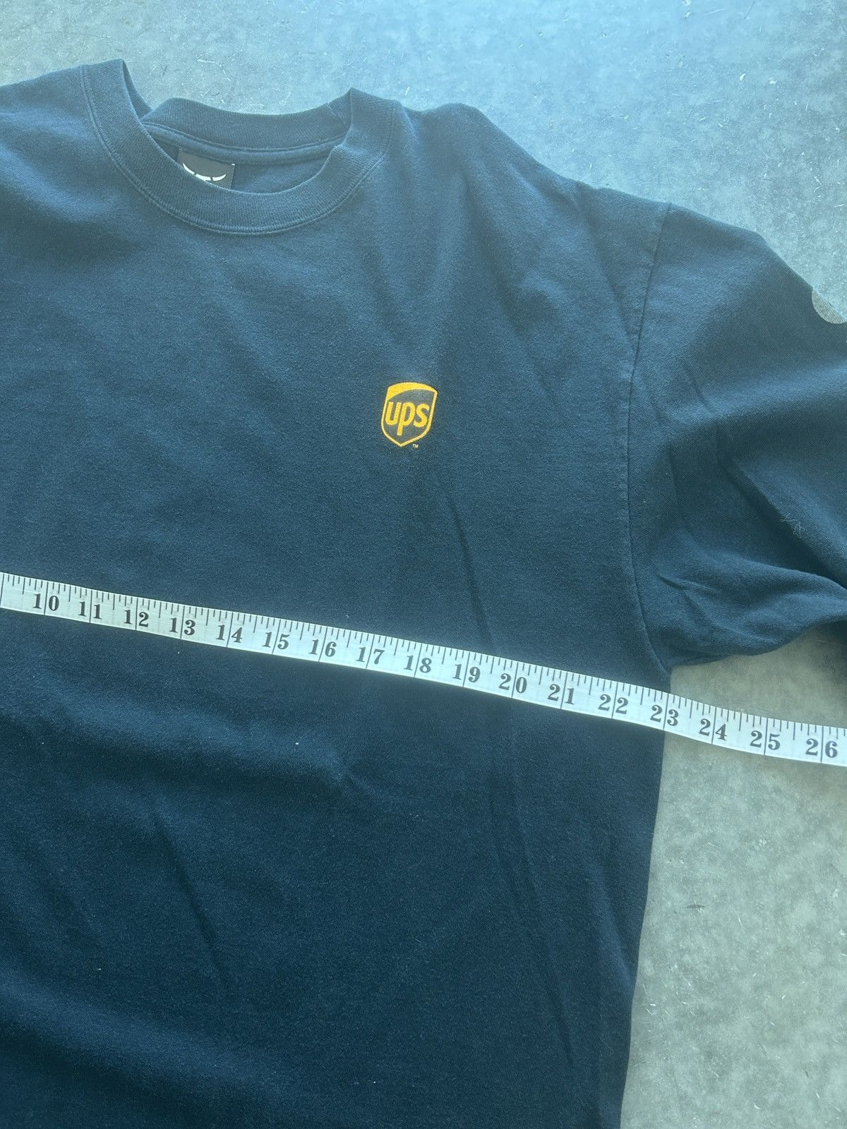Hanes × Vintage Vintage Y2K UPS Longsleeve Graphic Tee Size US XL / EU 56 / 4 - 8 Thumbnail