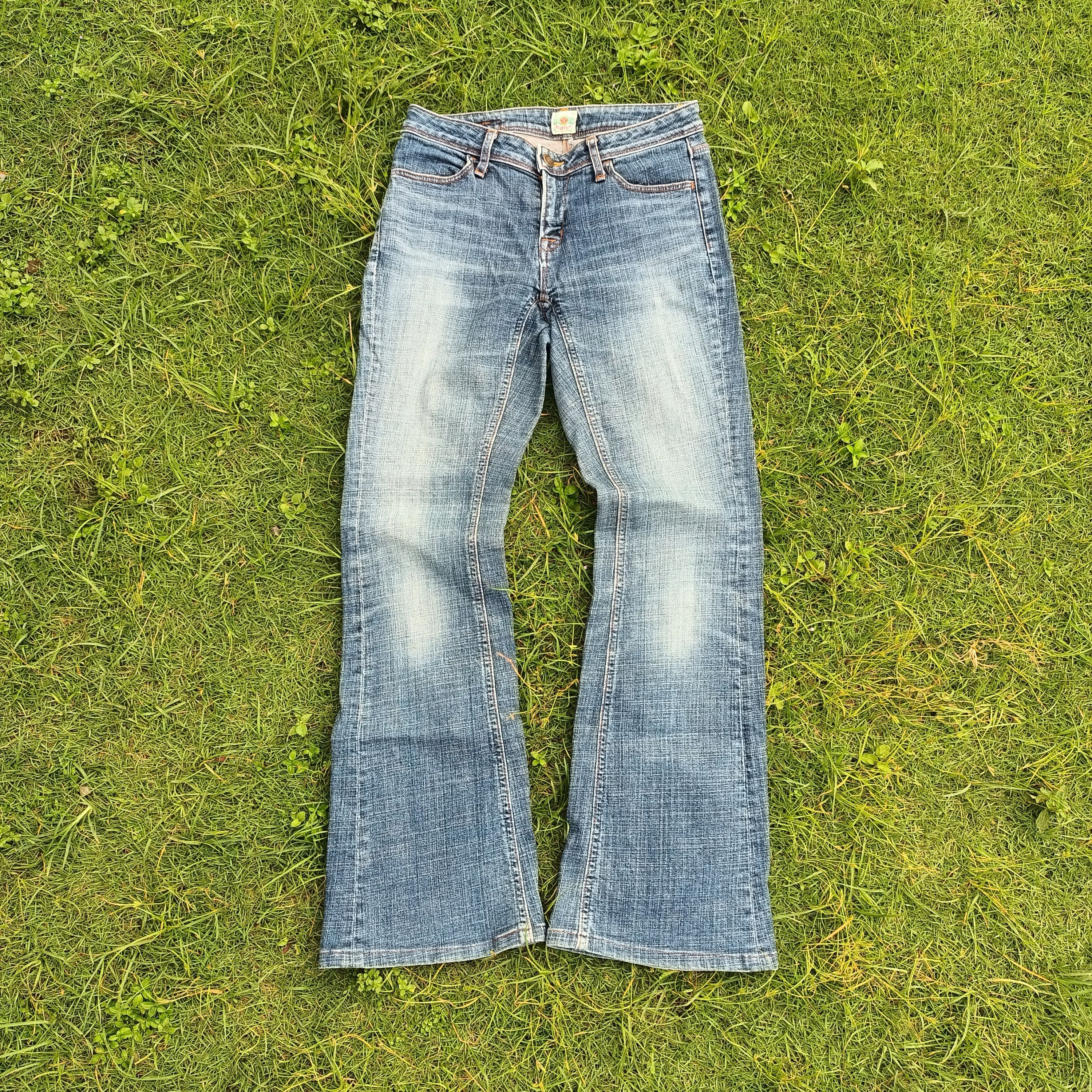 image of If Six Was Nine x Isamu Katayama Backlash Japanese Flare Brappers Jeans in Blue Wash (Size 29)