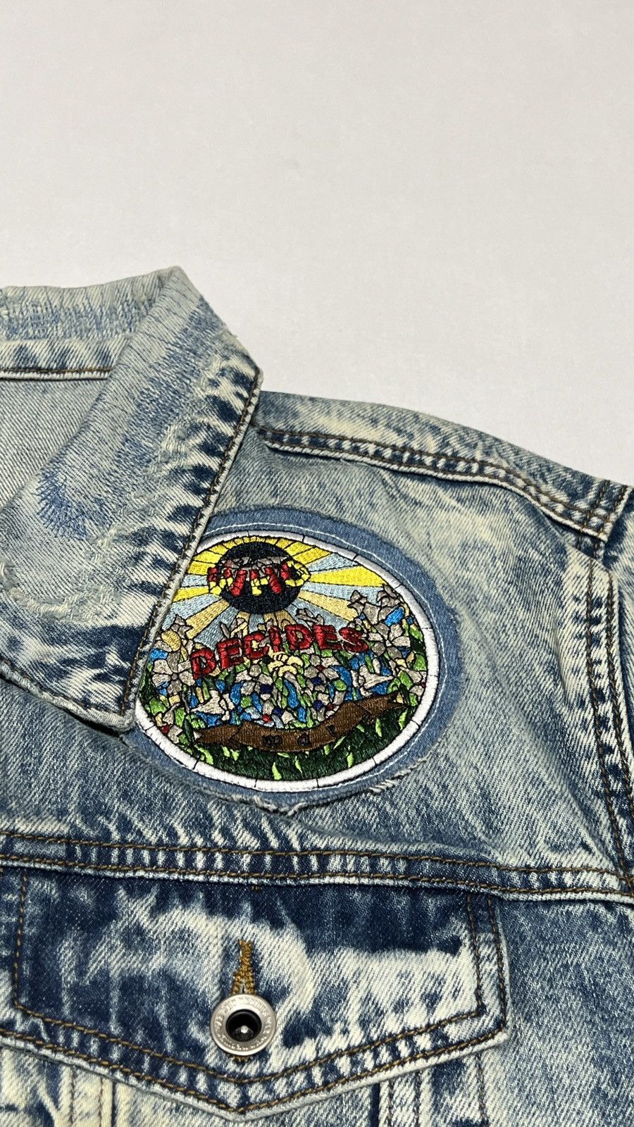 Who Decides War Who Decides War Acid Sphere Denim Jacket Size US L / EU 52-54 / 3 - 5 Thumbnail
