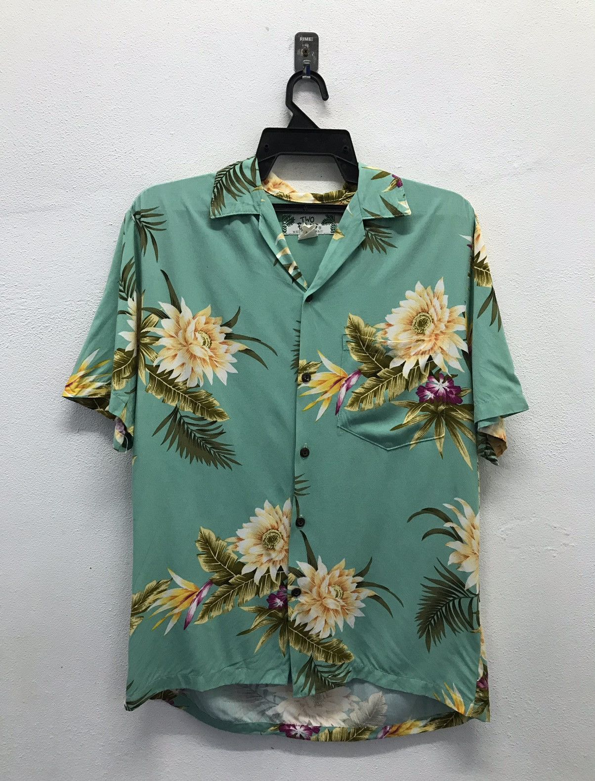 Vintage Vintage Two Palms Made In Hawaii Shirt Button Up Size US S / EU 44-46 / 1 - 1 Thumbnail