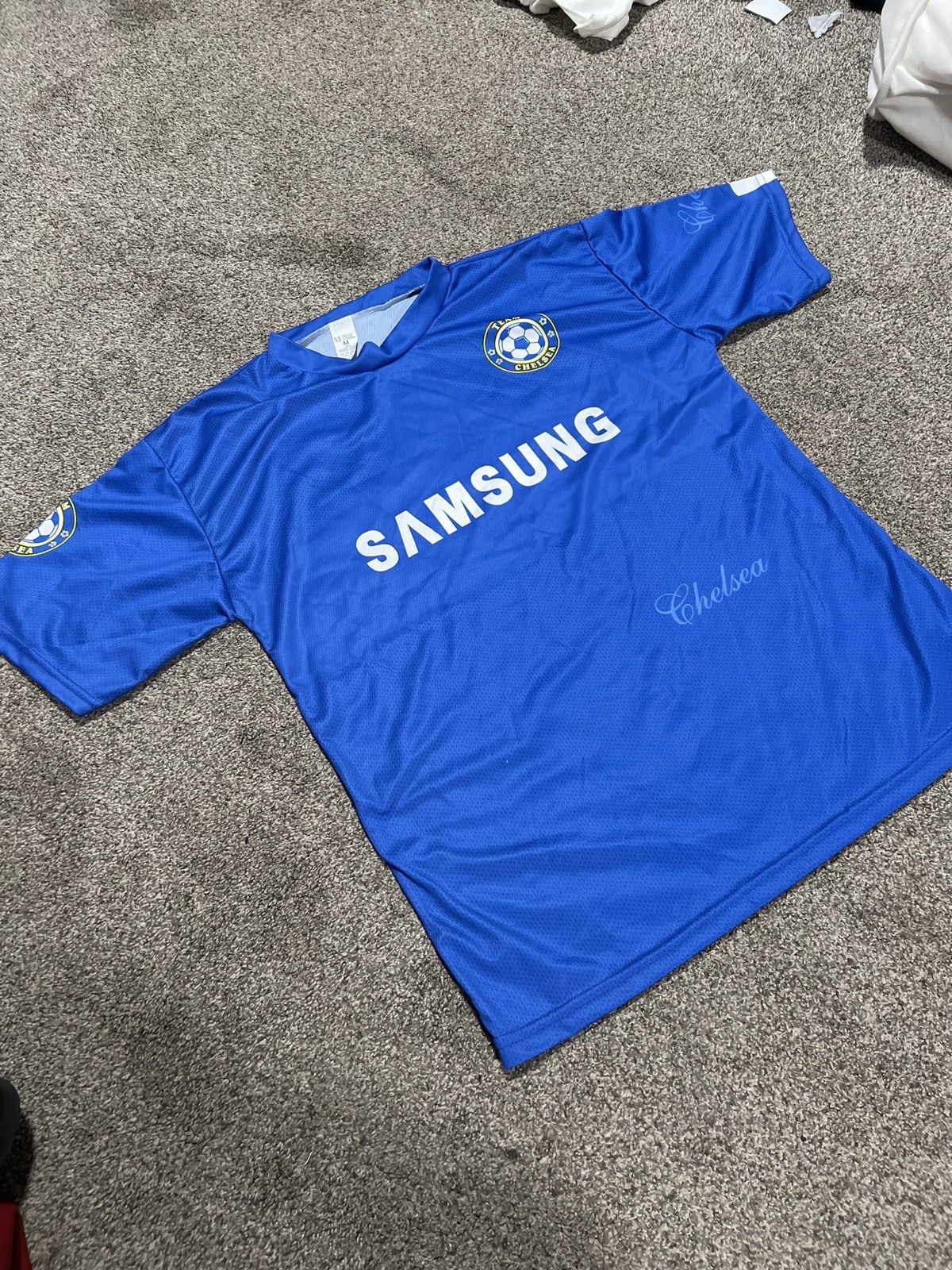 Chelsea Soccer Chelsea Soccer Jersey Size M Size US M / EU 48-50 / 2 - 2 Thumbnail