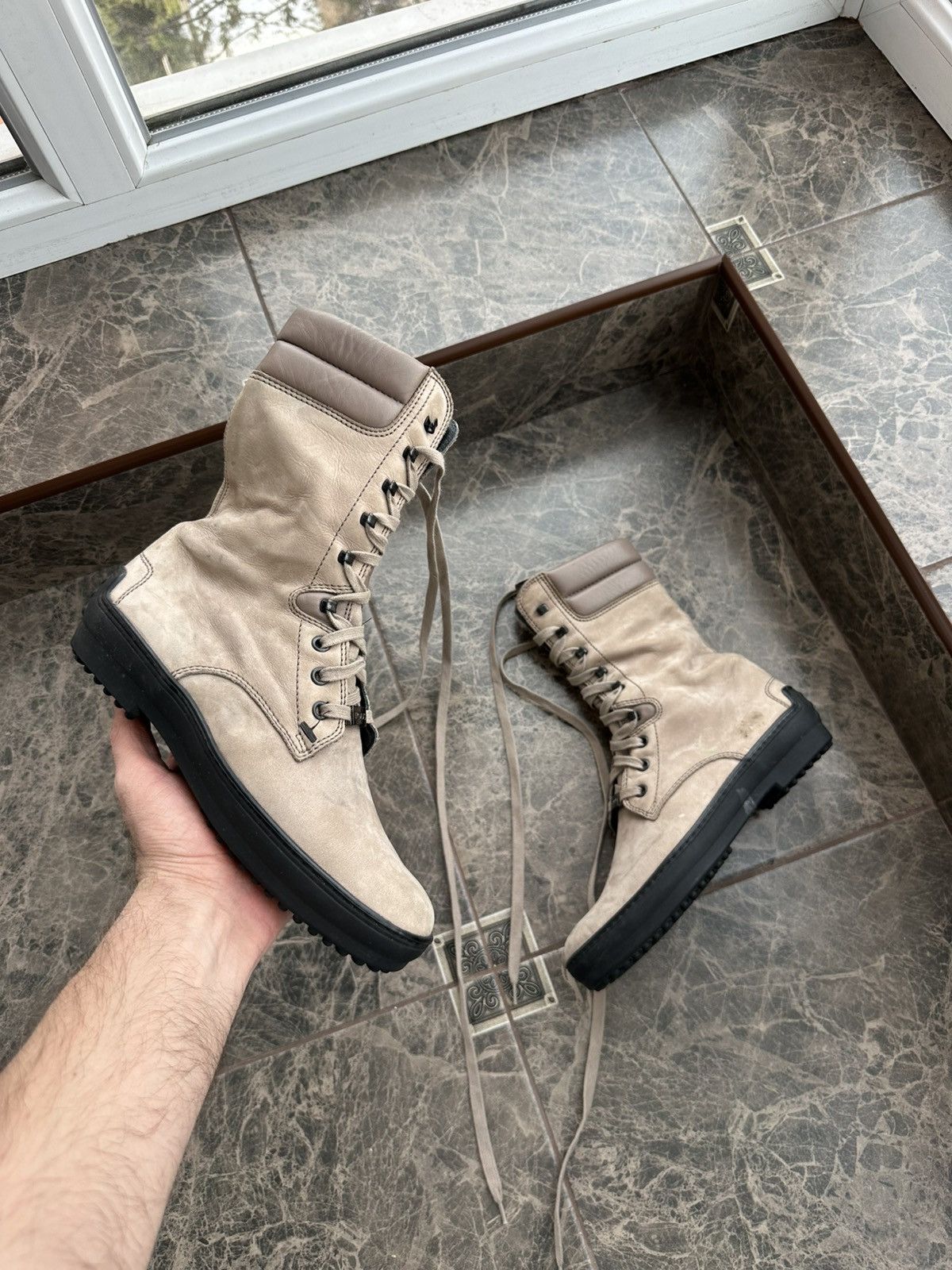 Tod's Tod’s Women’s Lace-Up Boots Beige Nubuck Leather Vibram Sole Size US 6.5 / IT 36.5 - 4 Thumbnail