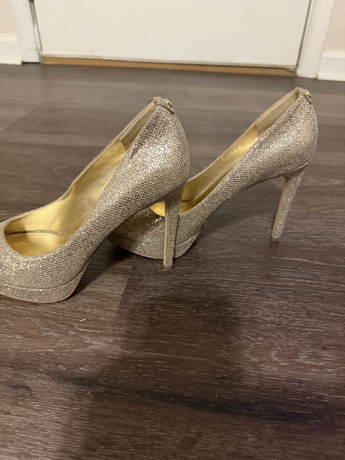 Michael Kors Micheal Kor high heel, women size 8 Size US 9 / IT 39 - 2 Thumbnail