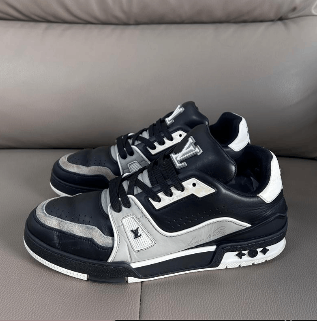 Louis Vuitton Louis Vuitton low-top sneakers 41.5 Size US 8.5 / EU 41-42 - 1 Thumbnail