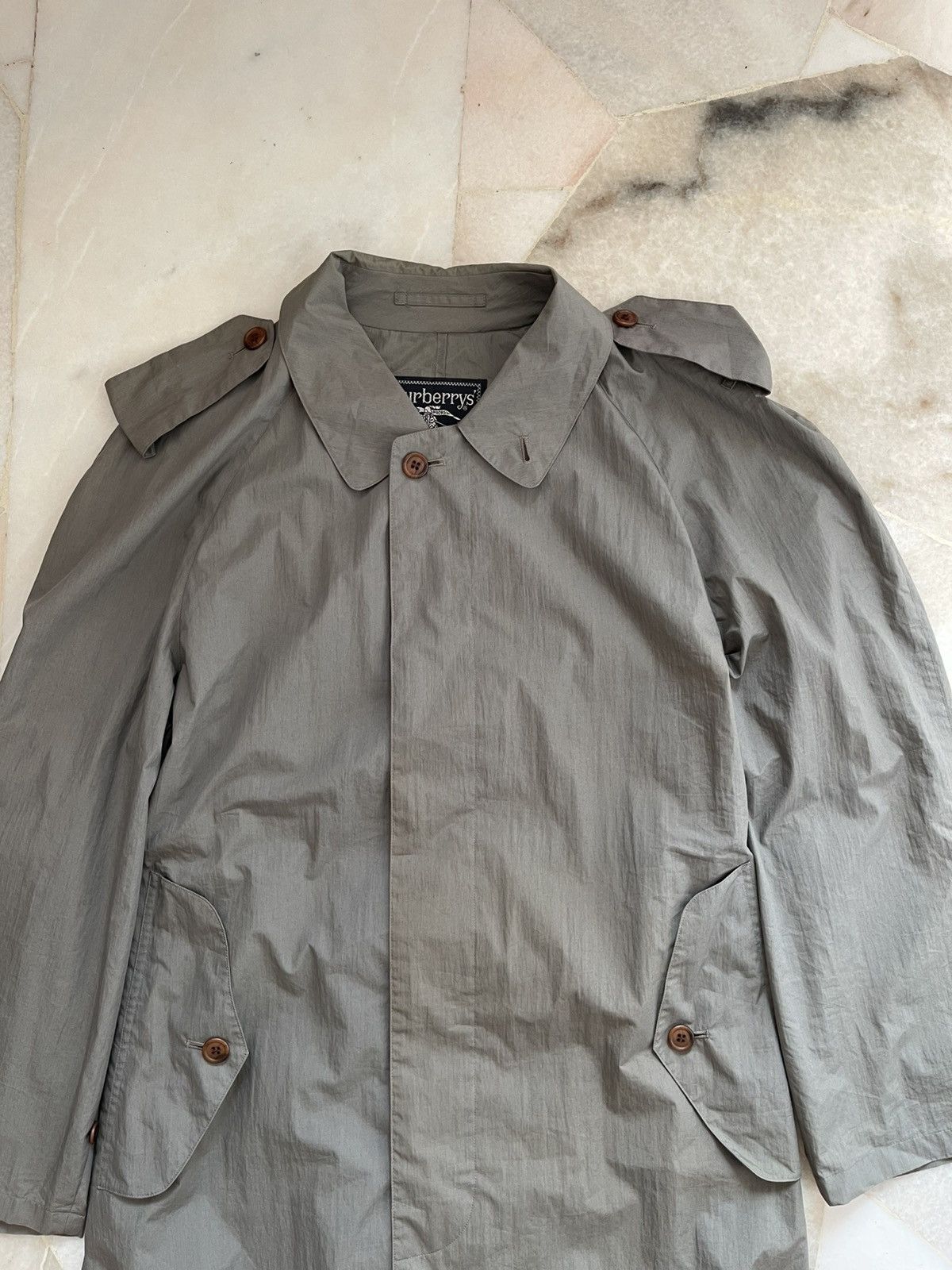 Burberry Vintage Burberry Nylon Long Coat b2 Size US L / EU 52-54 / 3 - 16 Thumbnail