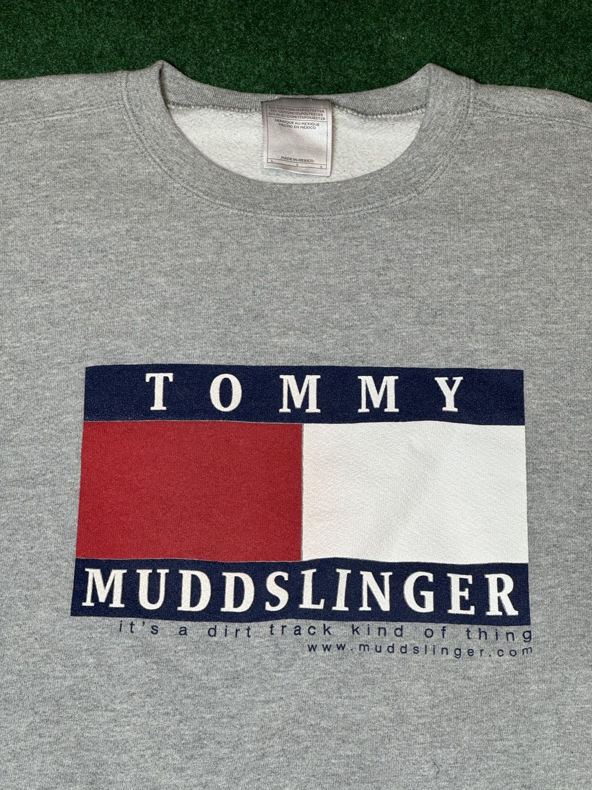 Nike × Tommy Hilfiger × Vintage Vtg 90s Y2K Nike Blank Tommy Mudslingers Hilfiger Sweatshirt Size US L / EU 52-54 / 3 - 2 Thumbnail
