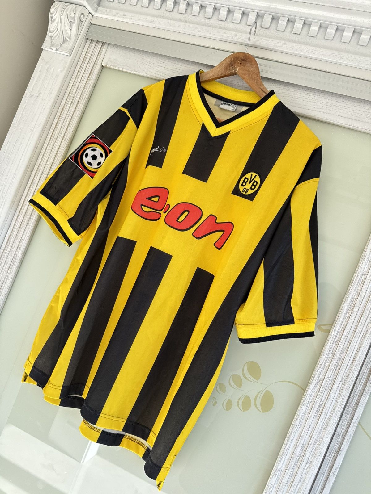 Vintage Ikpeba #24 Borussia Dortmund 2000-2001 Vintage Soccer Jersey Size US L / EU 52-54 / 3 - 5 Thumbnail