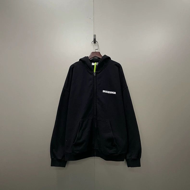 Balenciaga Balenciaga Black Logo Zip Hoodie Size US S / EU 44-46 / 1 - 1 Thumbnail