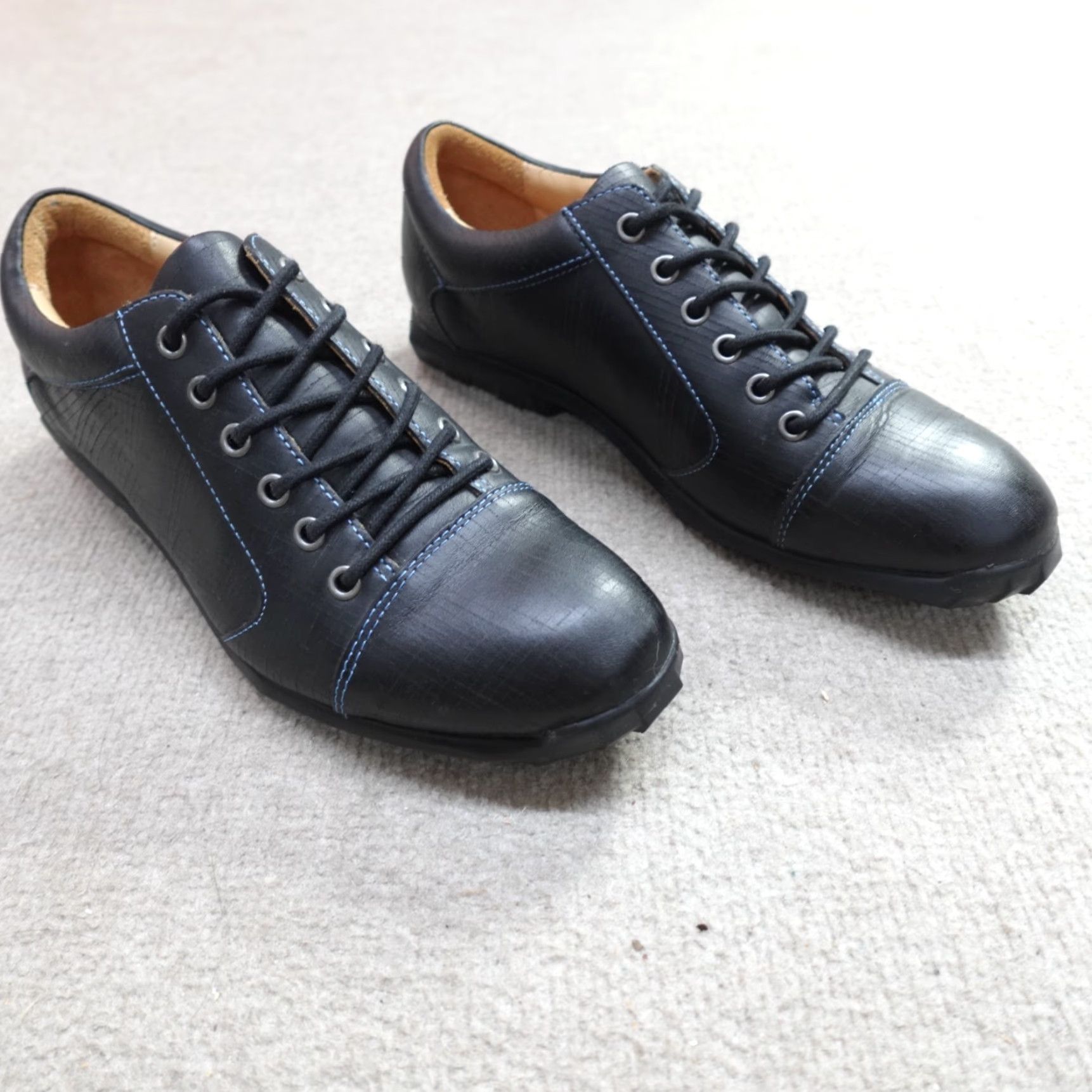John Fluevog John Fluevog Sneakers 8 Black Leather Elroy Cap Toe Men Casual Shoe Cap Toe 8 Black Leather Sneakers D Rubber Cap Toe Size ONE SIZE - 3 Thumbnail