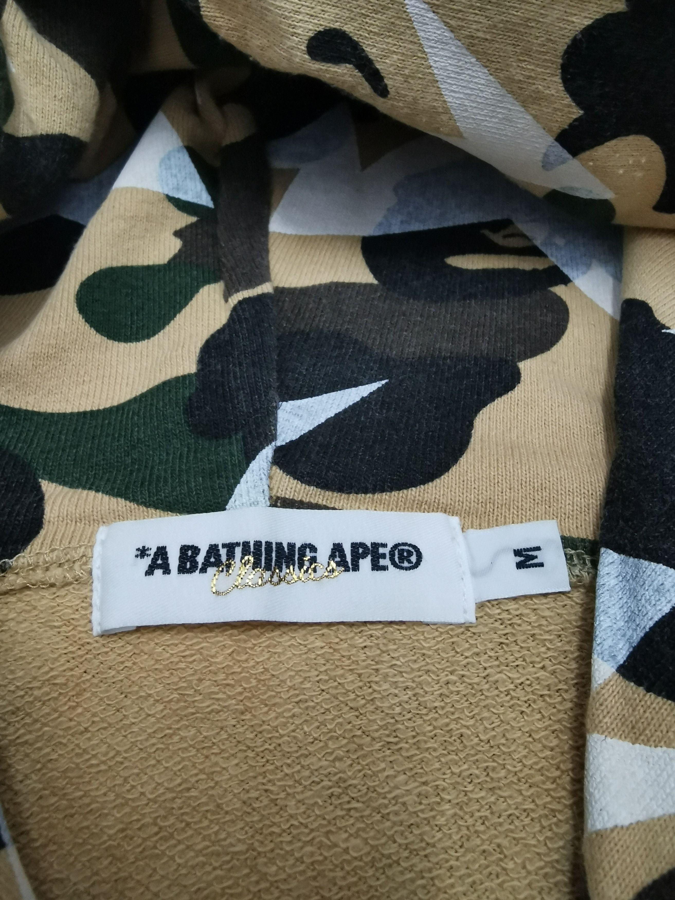 Bape Bape 1st Camo Fullzip Hoodie Size US M / EU 48-50 / 2 - 5 Thumbnail