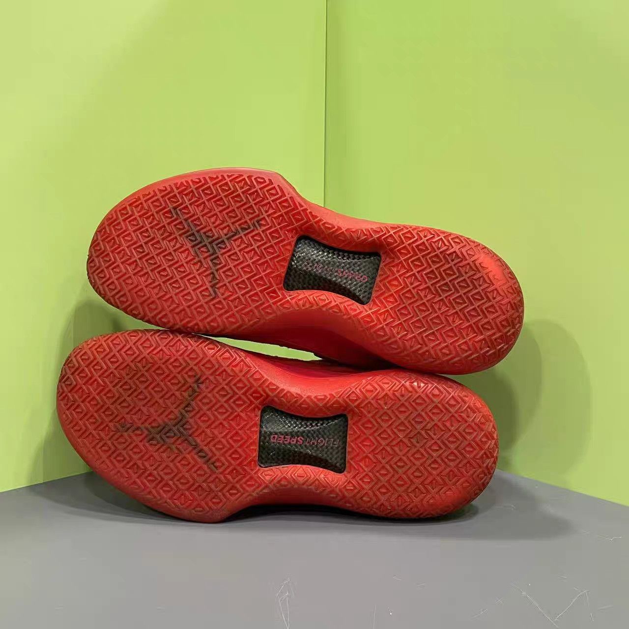 Jordan Brand Air Jordan 32 "Bulls" K15 Size US 11 / EU 44 - 8 Thumbnail