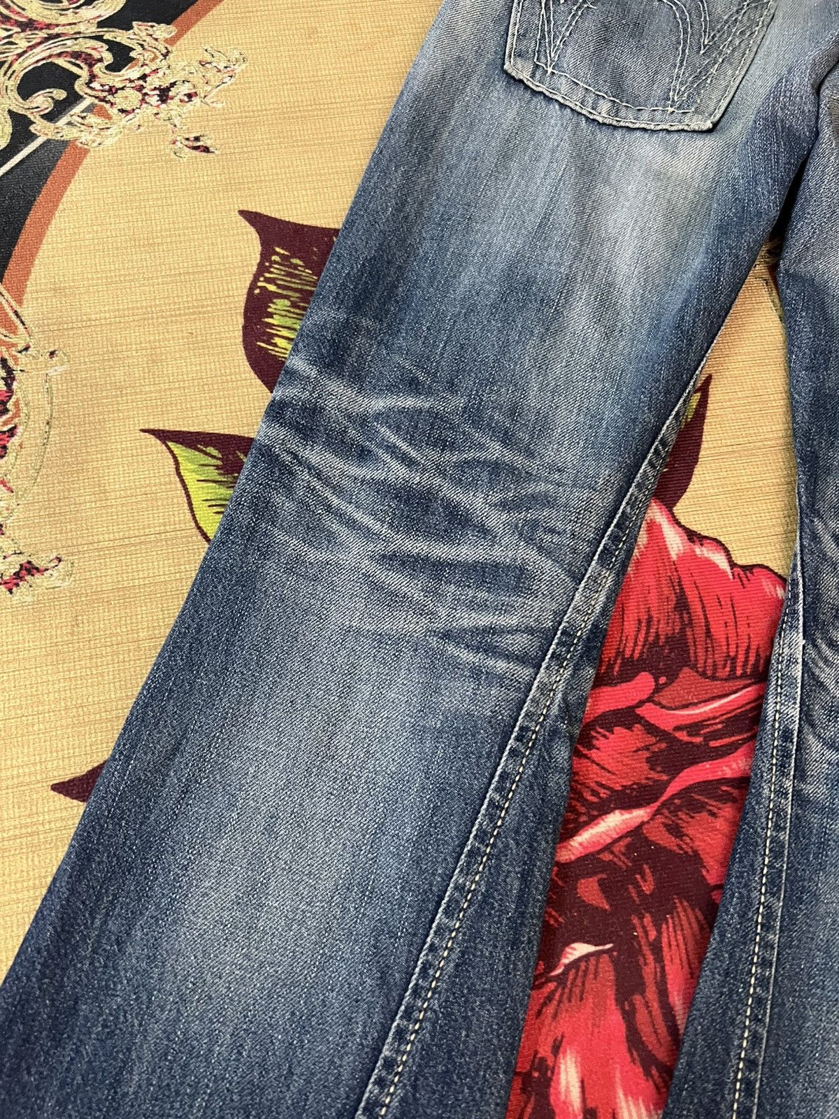 Edwin × Japanese Brand × Vintage 💥FLARE 💥VINTAGE EDWIN BLUE TRIP SUN DISTRESSED JEANS Size US 31 - 17 Thumbnail