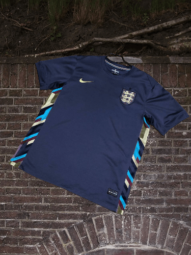 Nike Nike England Jersey Size US M / EU 48-50 / 2 - 1 Thumbnail