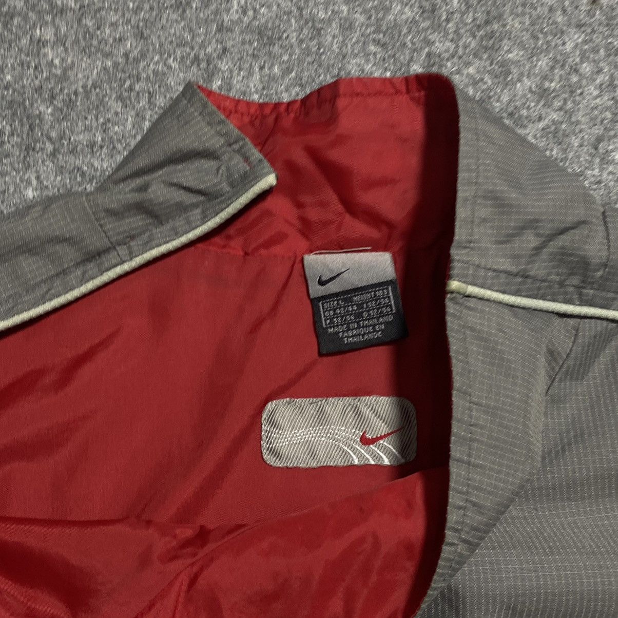 Nike Rare Nike Asymmetrical Hex Zip Jacket Y2K Ninja Pocket Neck Size US L / EU 52-54 / 3 - 3 Thumbnail