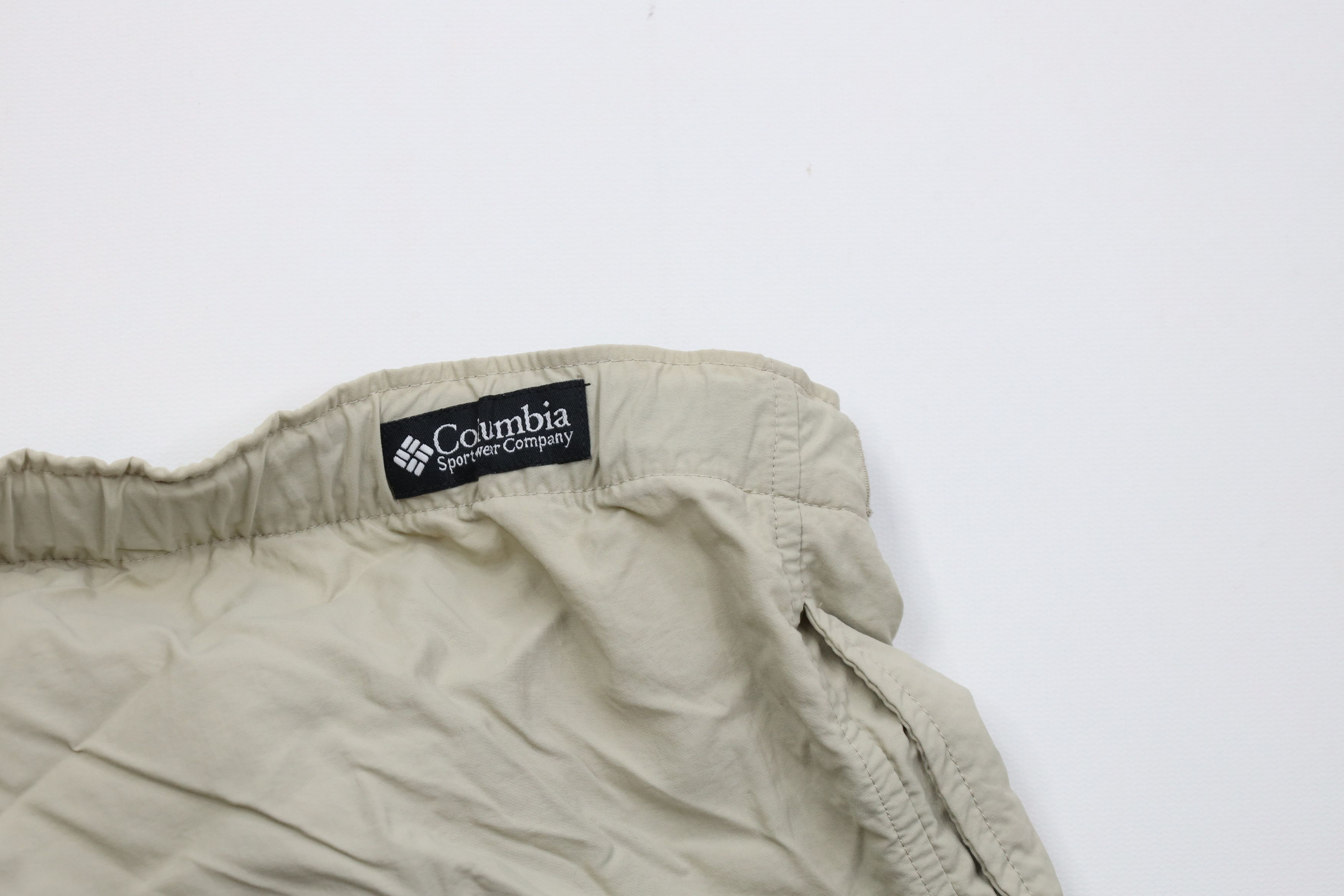 Columbia Vintage 90s Y2K Columbia Above Knee Cargo Shorts Beige Size US 32 / EU 48 - 9 Thumbnail