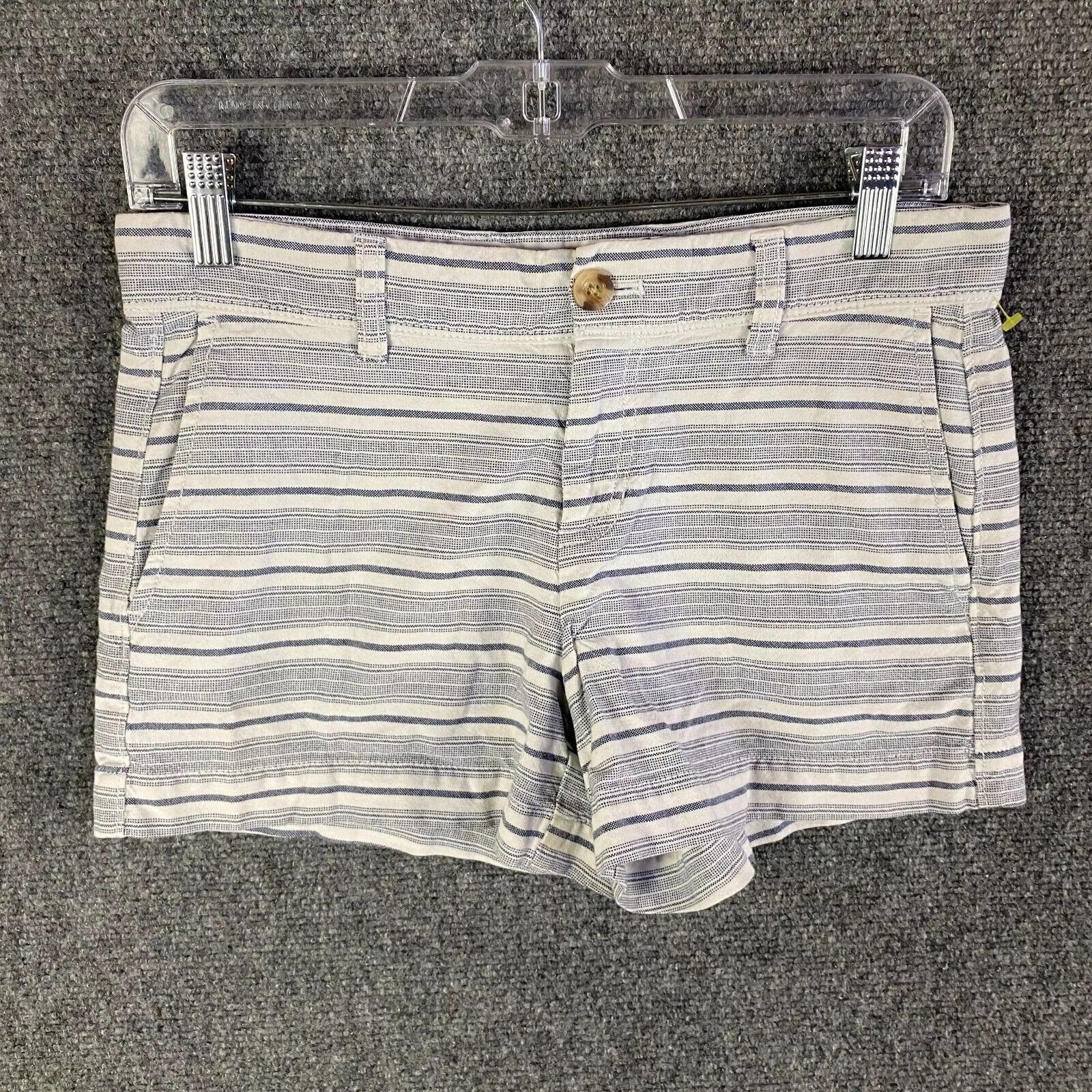 Gap Khakis by Gap Shorts Women's Size 2 Striped 4" Inseam Chino Size 26" / US 2 / IT 38 - 1 Thumbnail