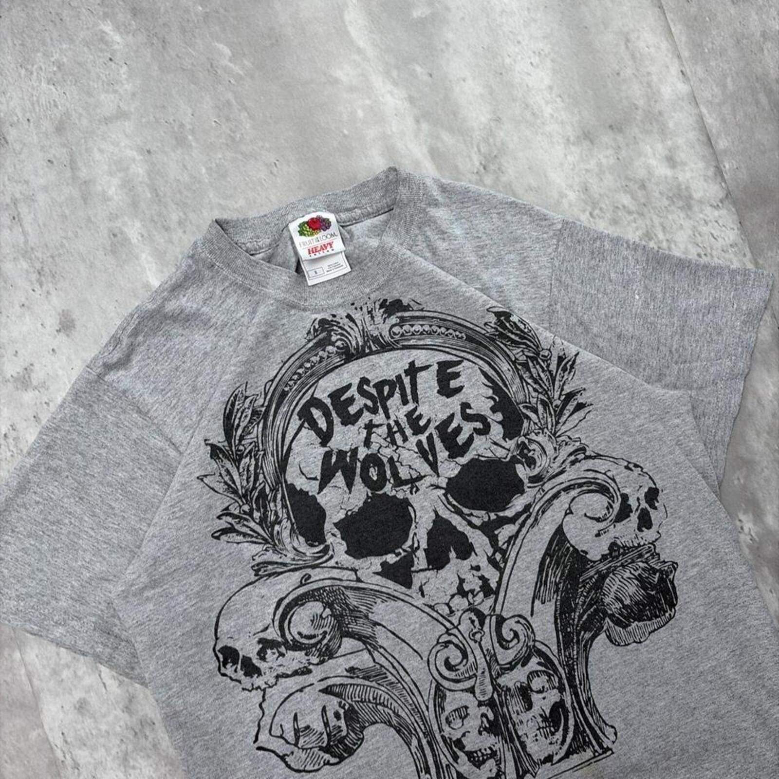 Other Y2K Grey Despite The Wolves Grunge Skull Skater T-Shirt Size US S / EU 44-46 / 1 - 5 Thumbnail