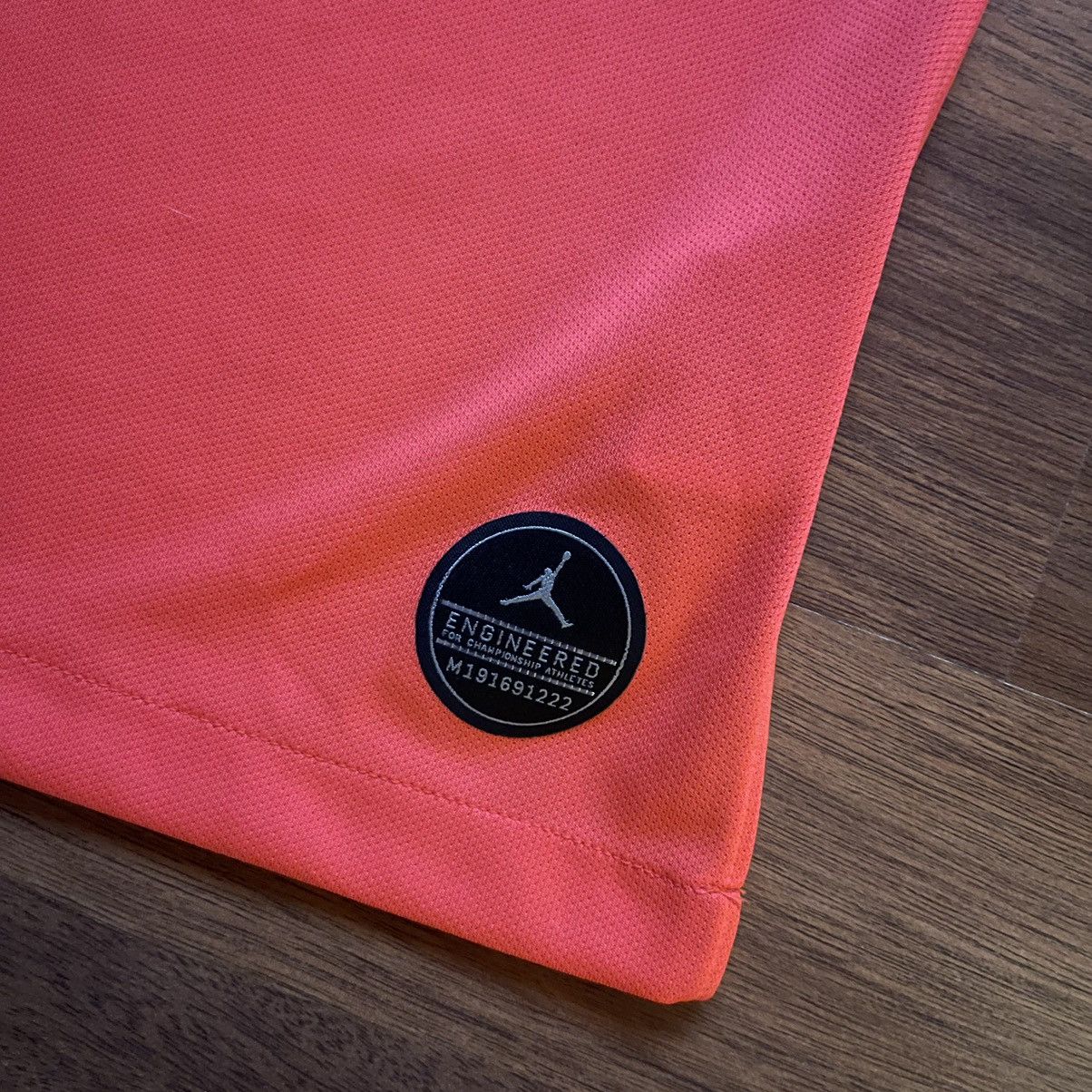 Jordan Brand × Nike PSG NIKE 2019/2020 FOOTBALL SOCCER AWAY JERSEY #10 NEYMAR Size US M / EU 48-50 / 2 - 8 Thumbnail
