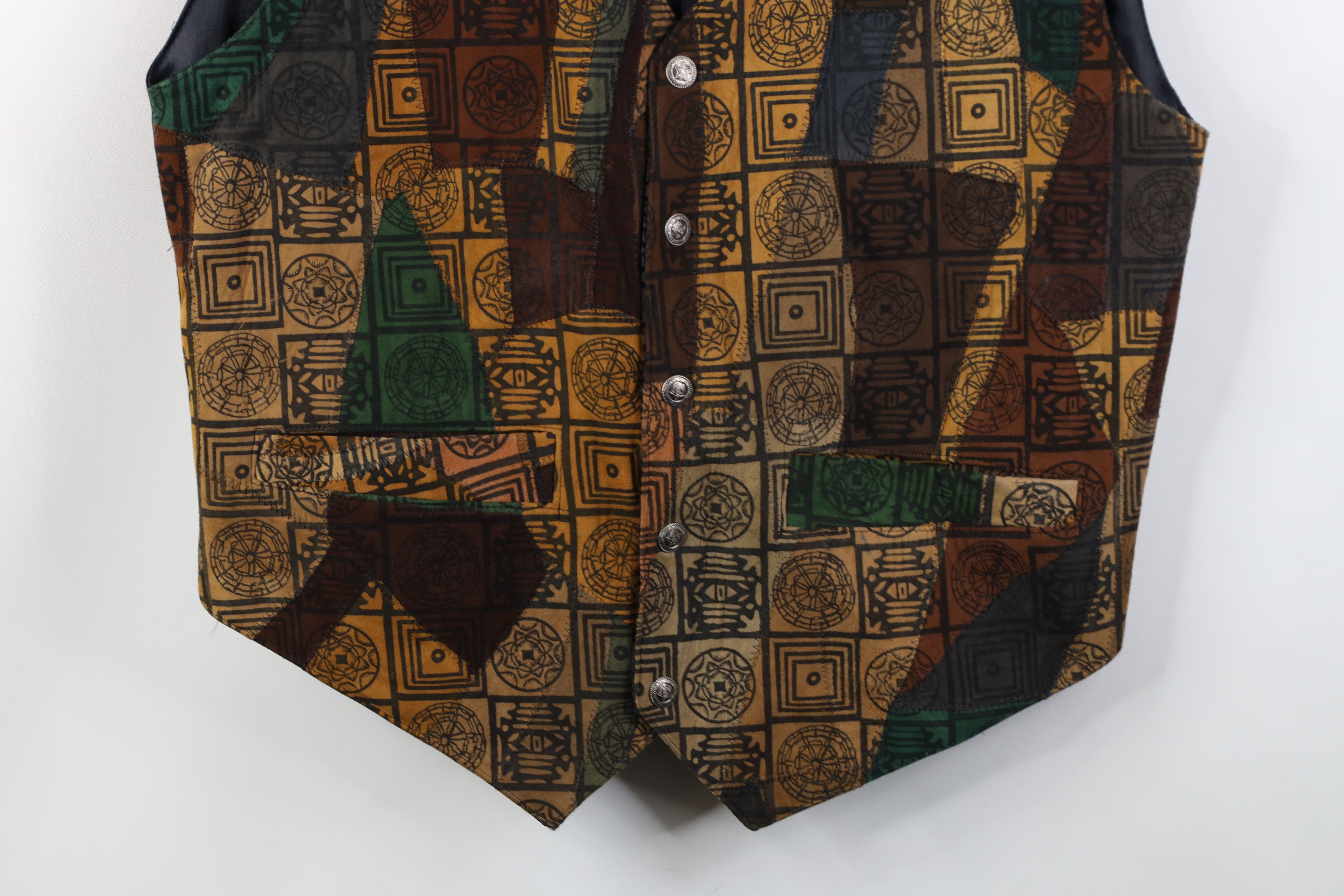 Vintage Vintage 90s Streetwear Geometric Buckle Back Vest Jacket Size US M / EU 48-50 / 2 - 3 Thumbnail