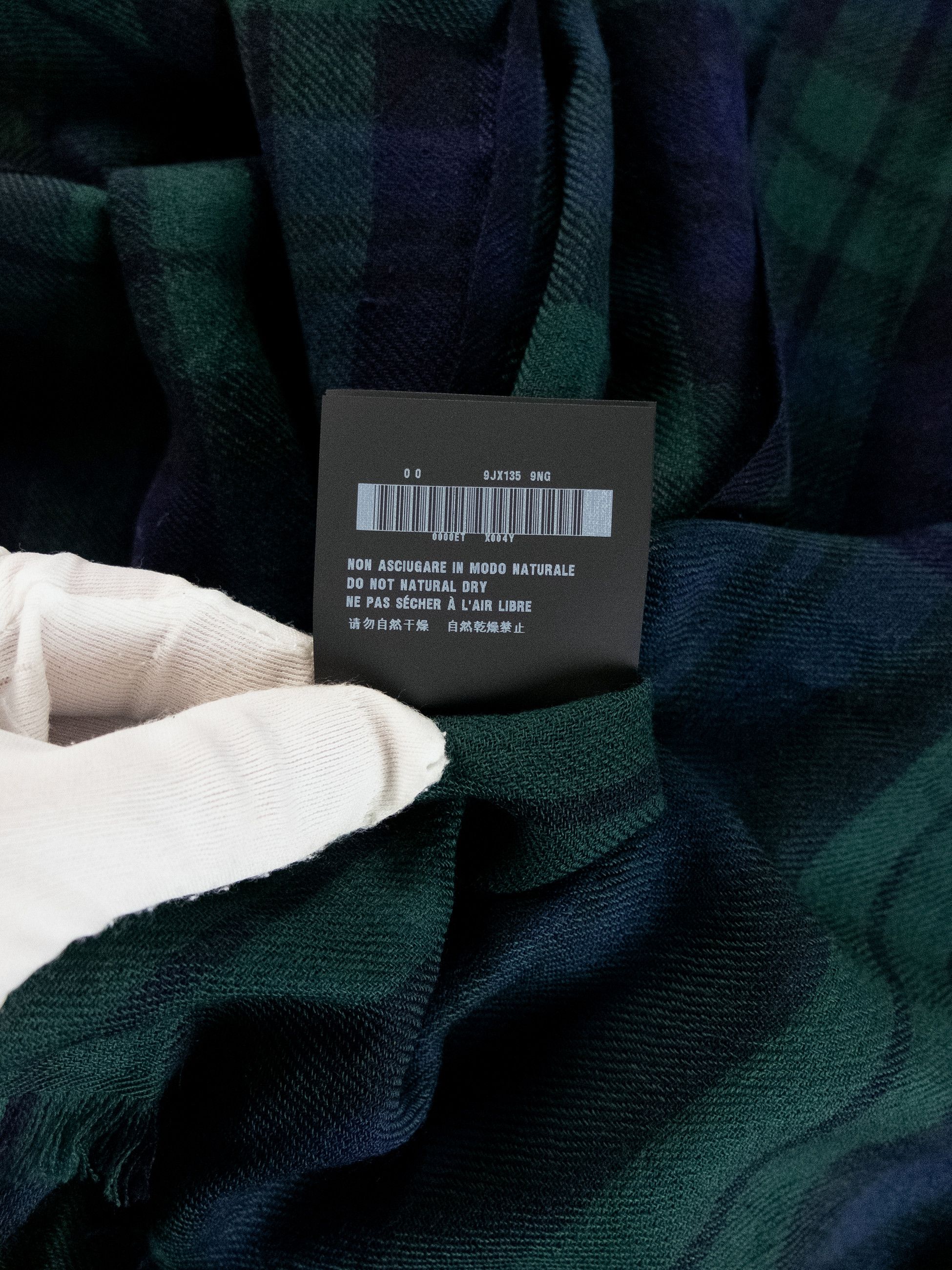 Church's CHURCH'S green navy blue tartan lightweight cashmere scarf Size ONE SIZE - 8 Thumbnail